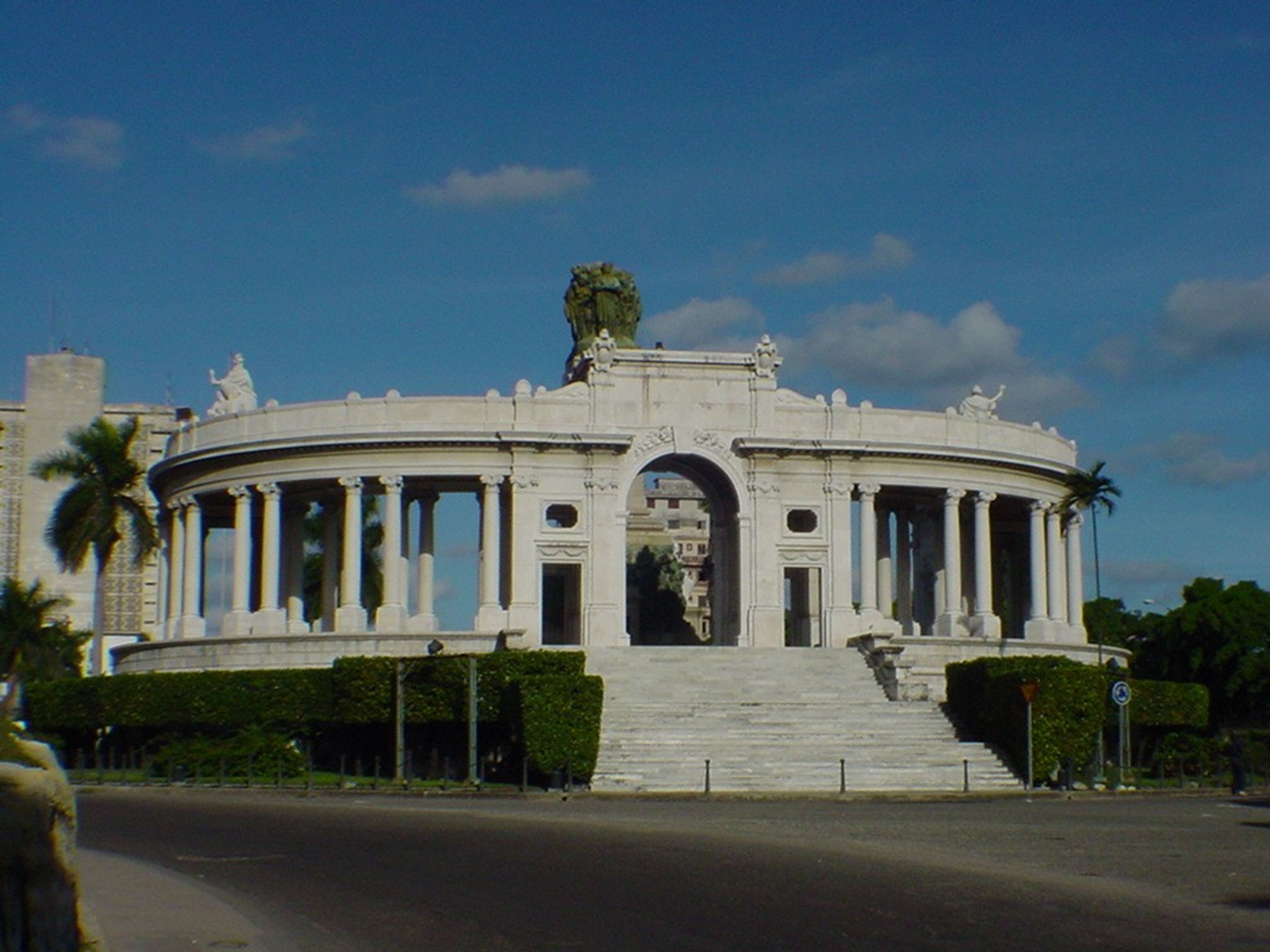 Tour de ville "Special Havana". Havana monument view