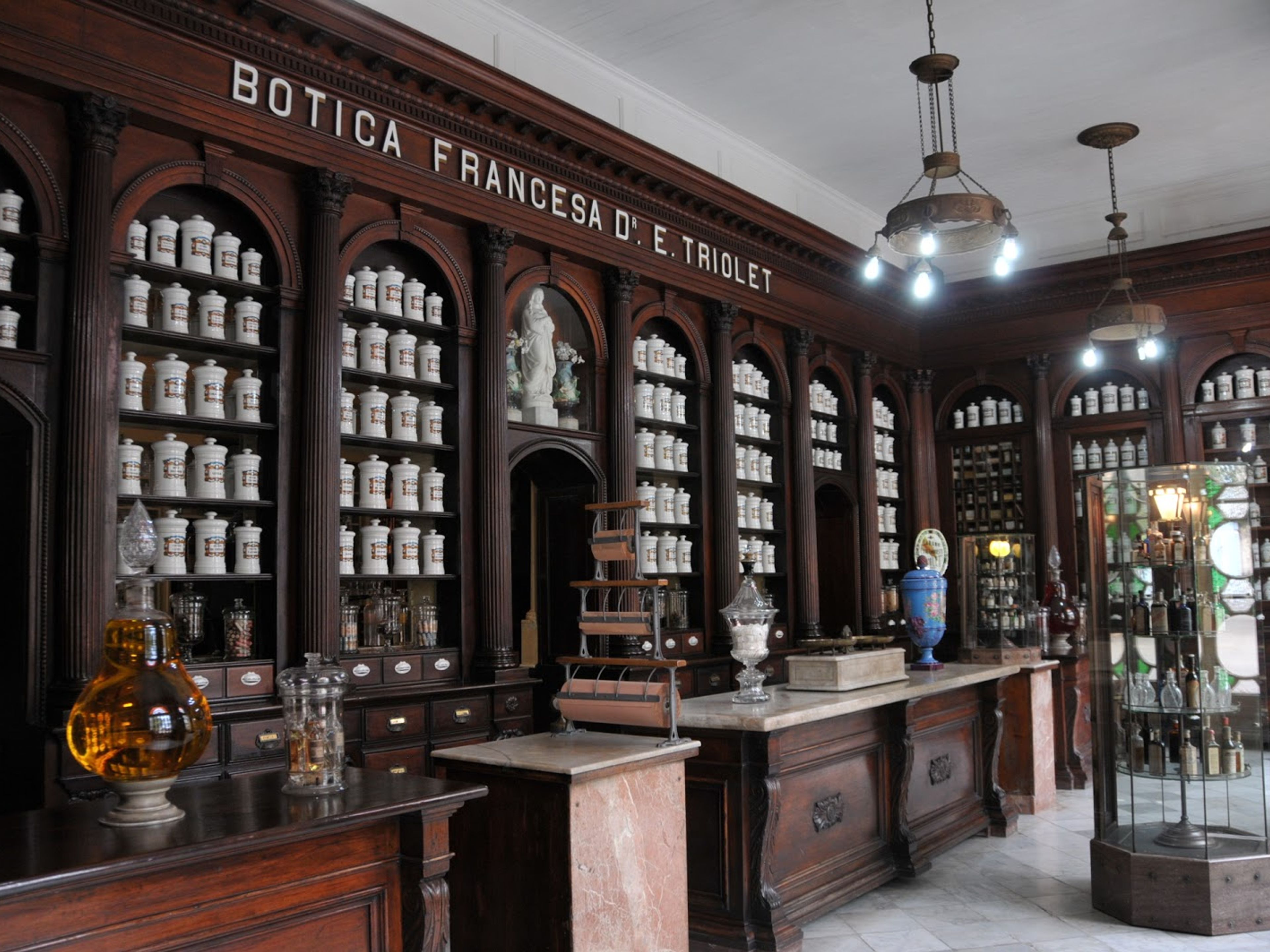 Excursión “MATANZAS NATURALEZA”. Triolet Pharmaceutical Museum, Matanzas, Cuba