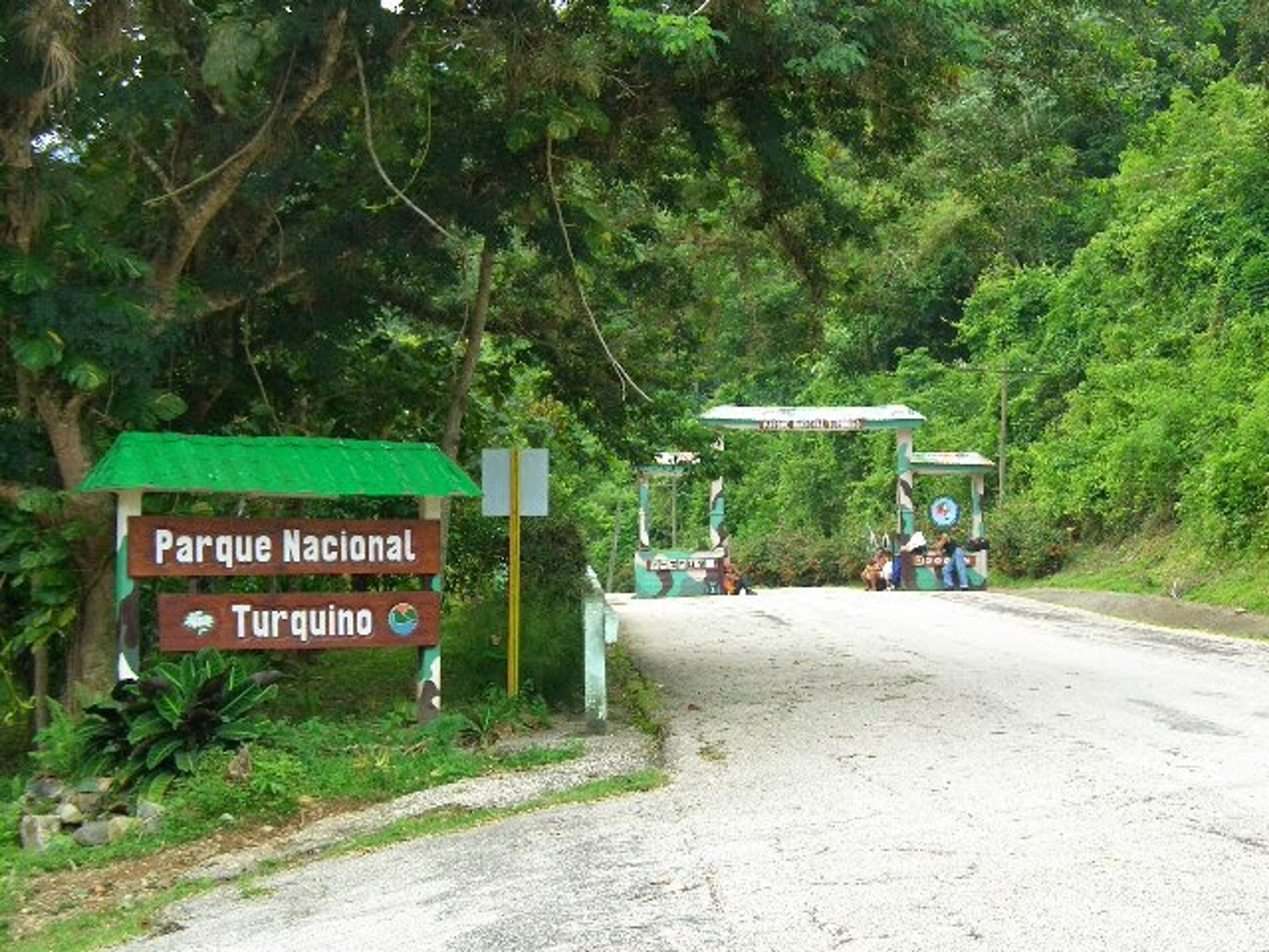 Excursión de Senderismo “COMANDANCIA LA PLATA + PICO REAL DEL TURQUINO (DESDE VILLA SANTO DOMINGO)” (3 días / 2 noches). Entrance to the Turquino National Park, Bartolomé Masó, Granma, Cuba