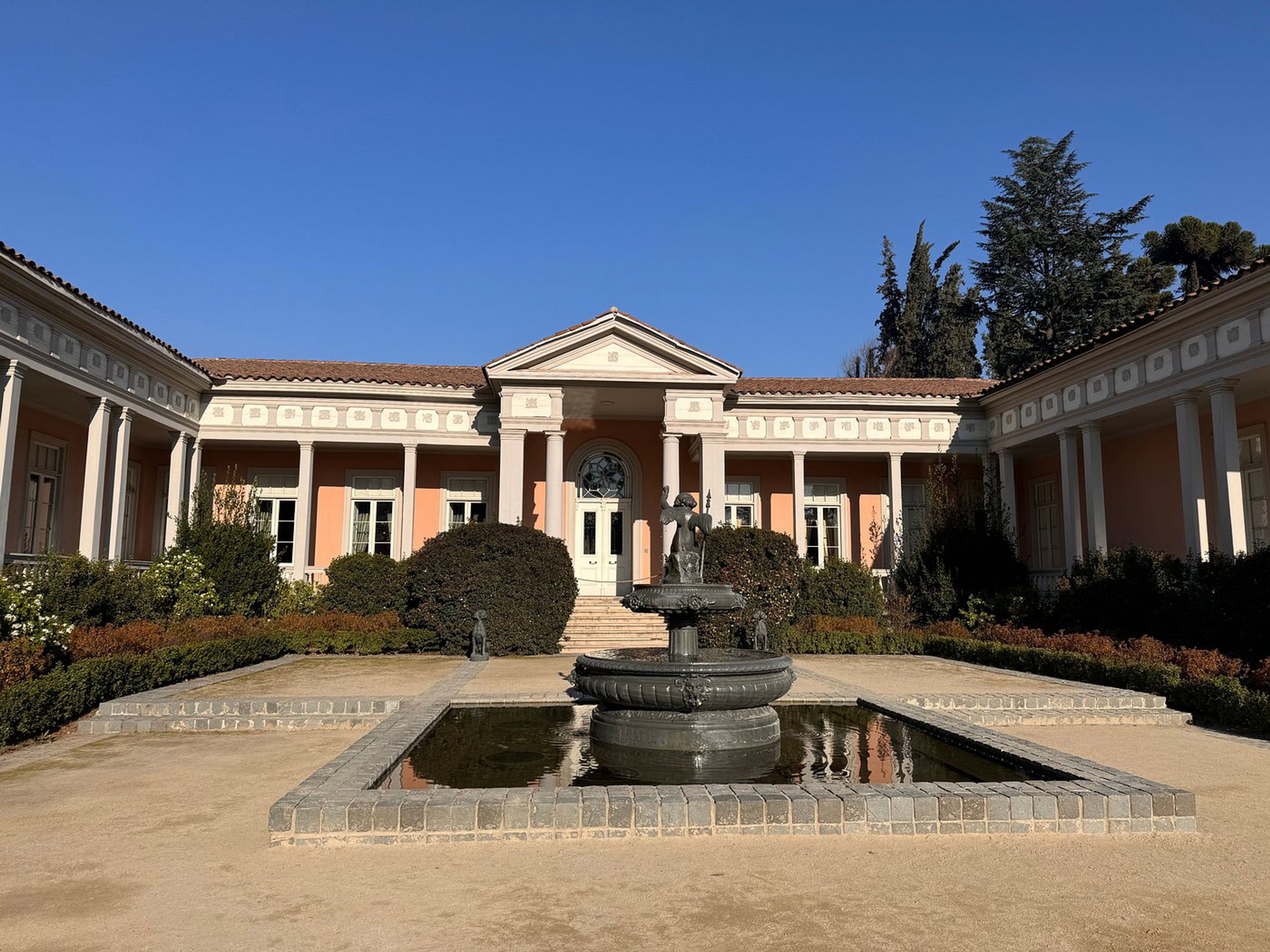 Tour “CELLIER CONCHA & TORO”. “CONCHA & TORO WINERY” Tour, Chile.