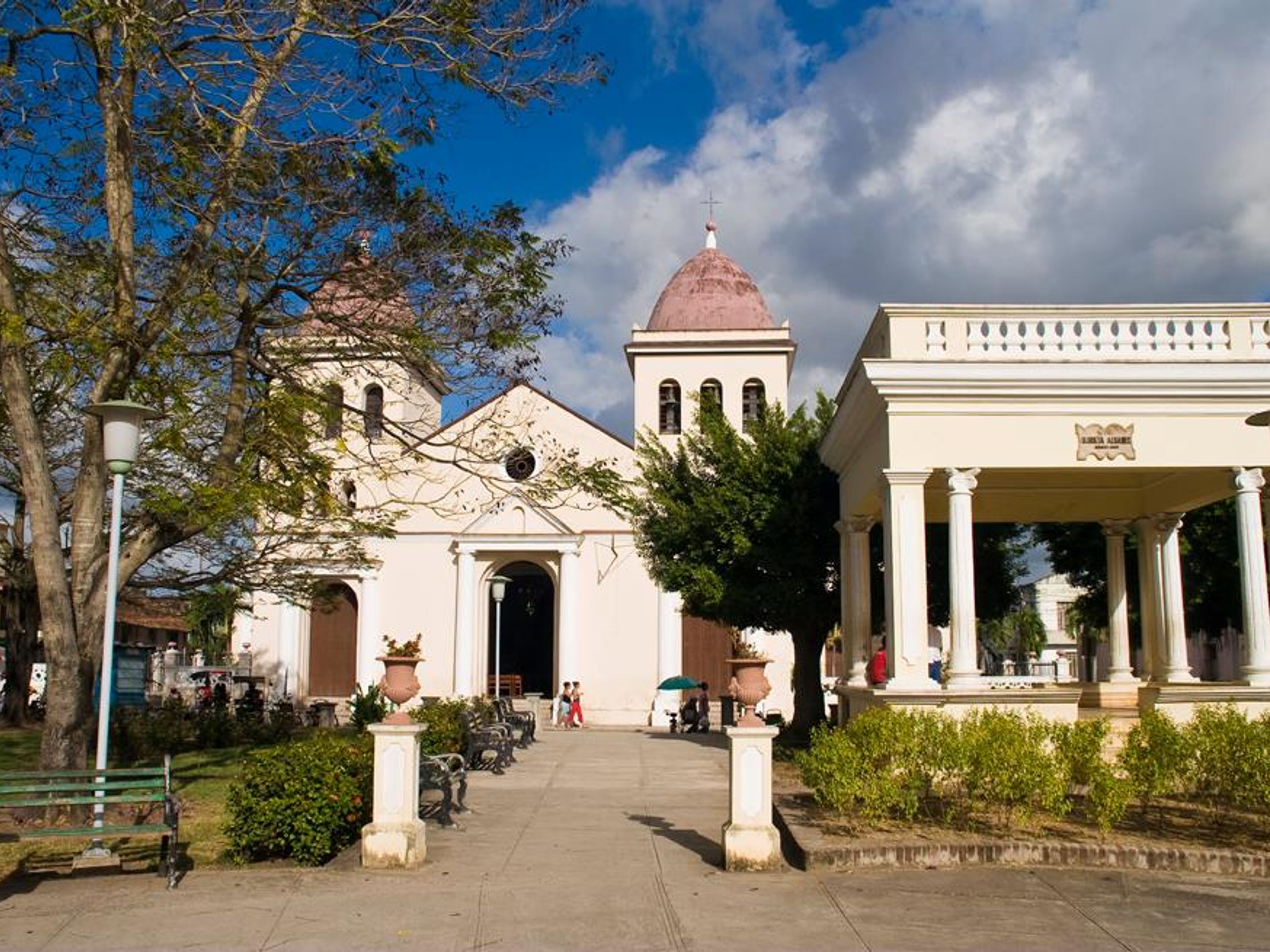 Excursión “MITOS, CULTURA Y TRADICIONES”. “MYTHS, CULTURE AND TRADITIONS” Tour, Holguín, Cuba.