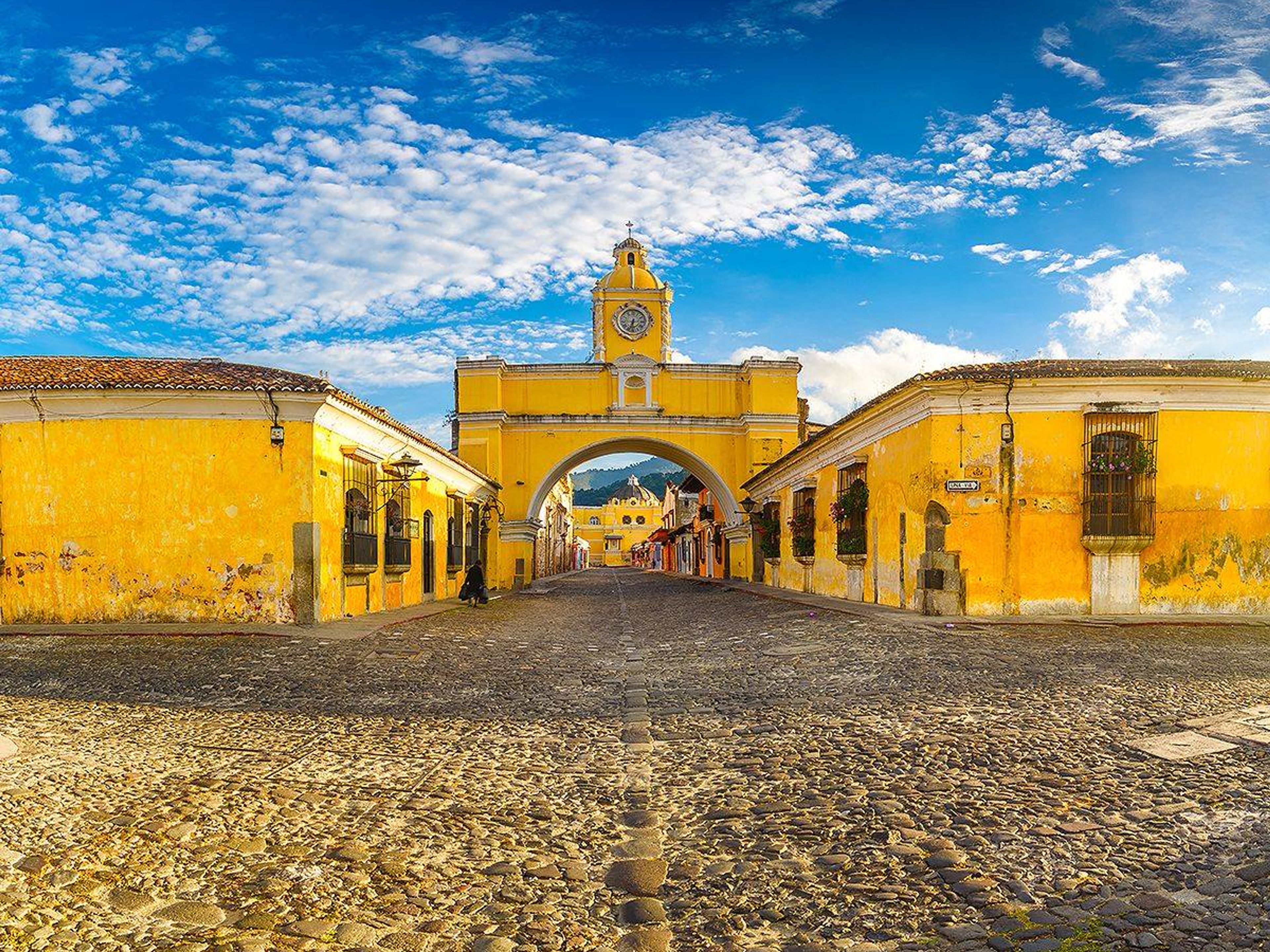 "Visita a pie de Antigua"