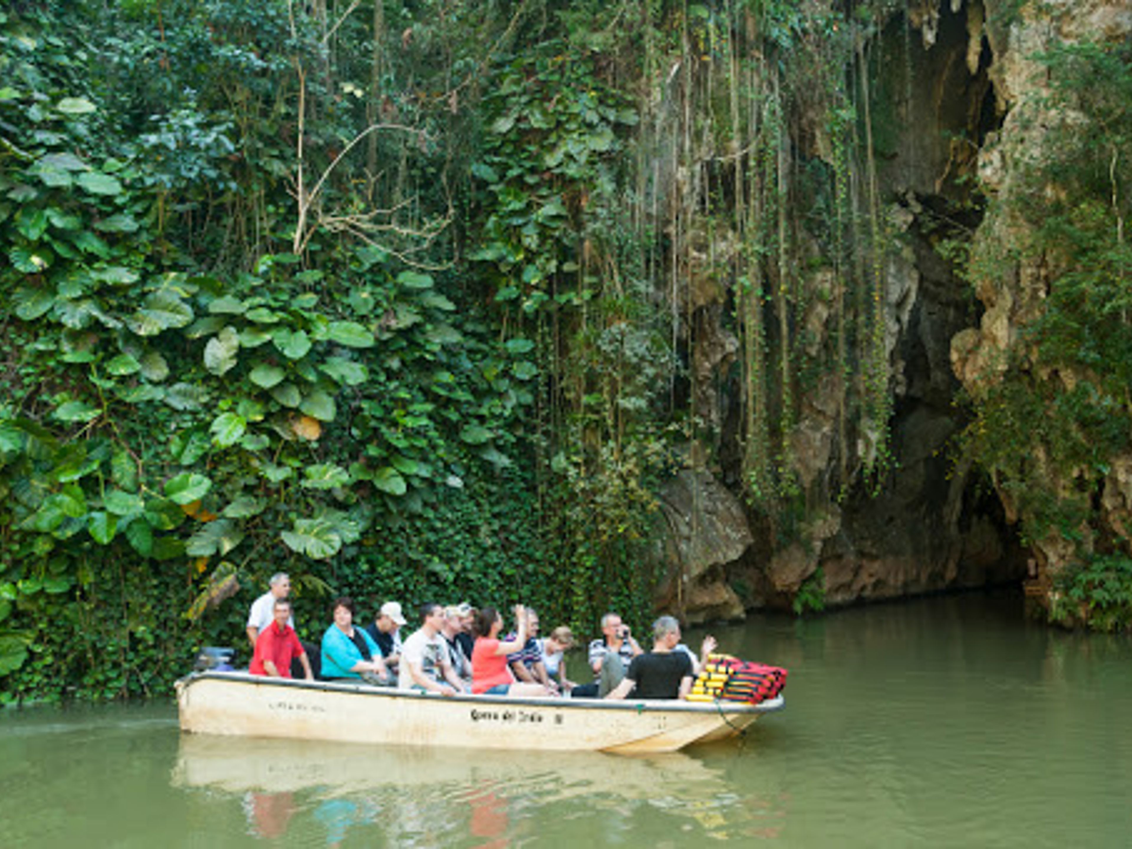 Escursione "Un giorno a Viñales". Indian Cave, Viñales Valley, Pinar del Río City
