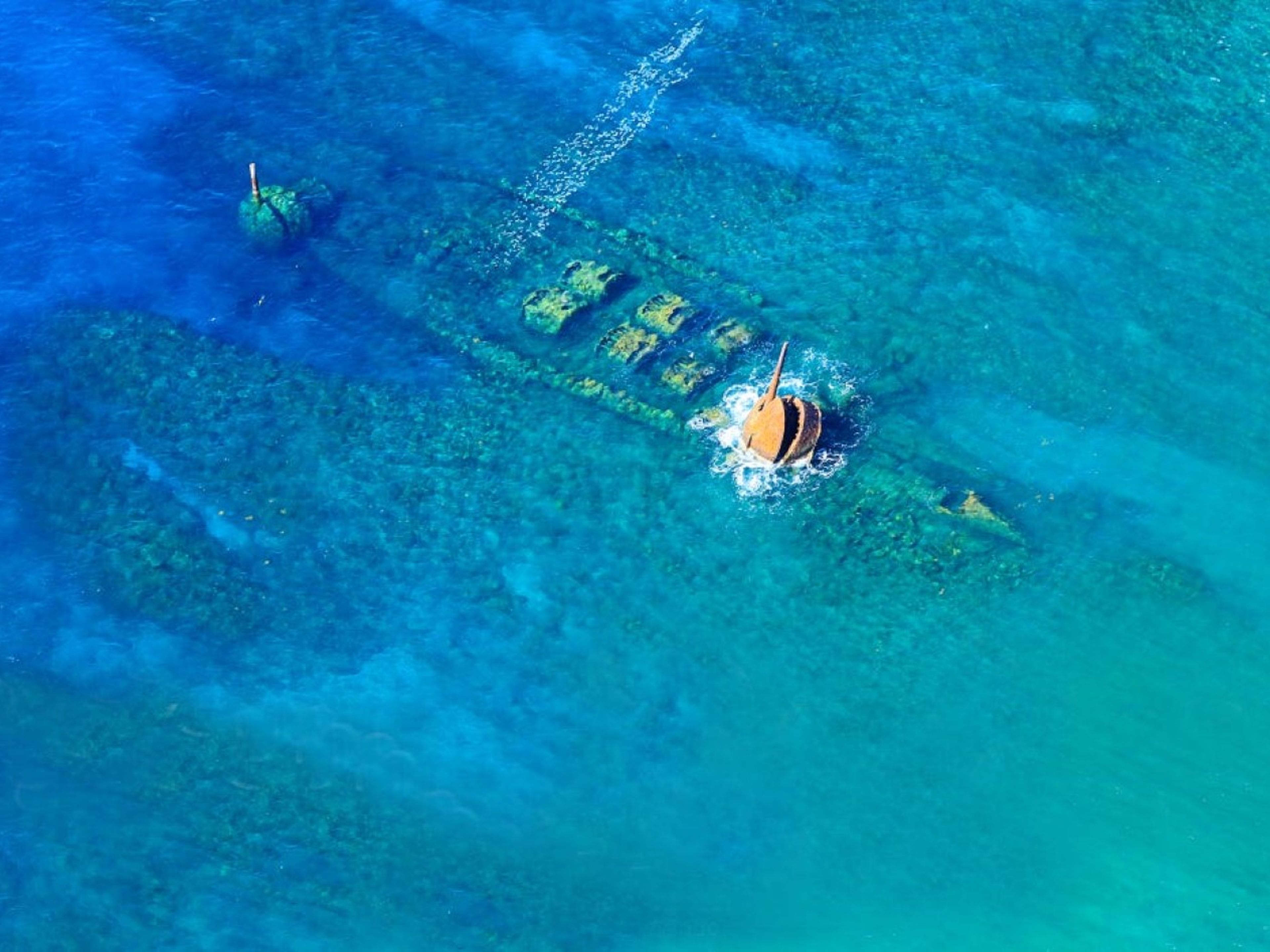 "SNORKELING TOUR TO THE BATTLESHIP CRUISER ALMIRANTE OQUENDO SHIPWRECK" Tour