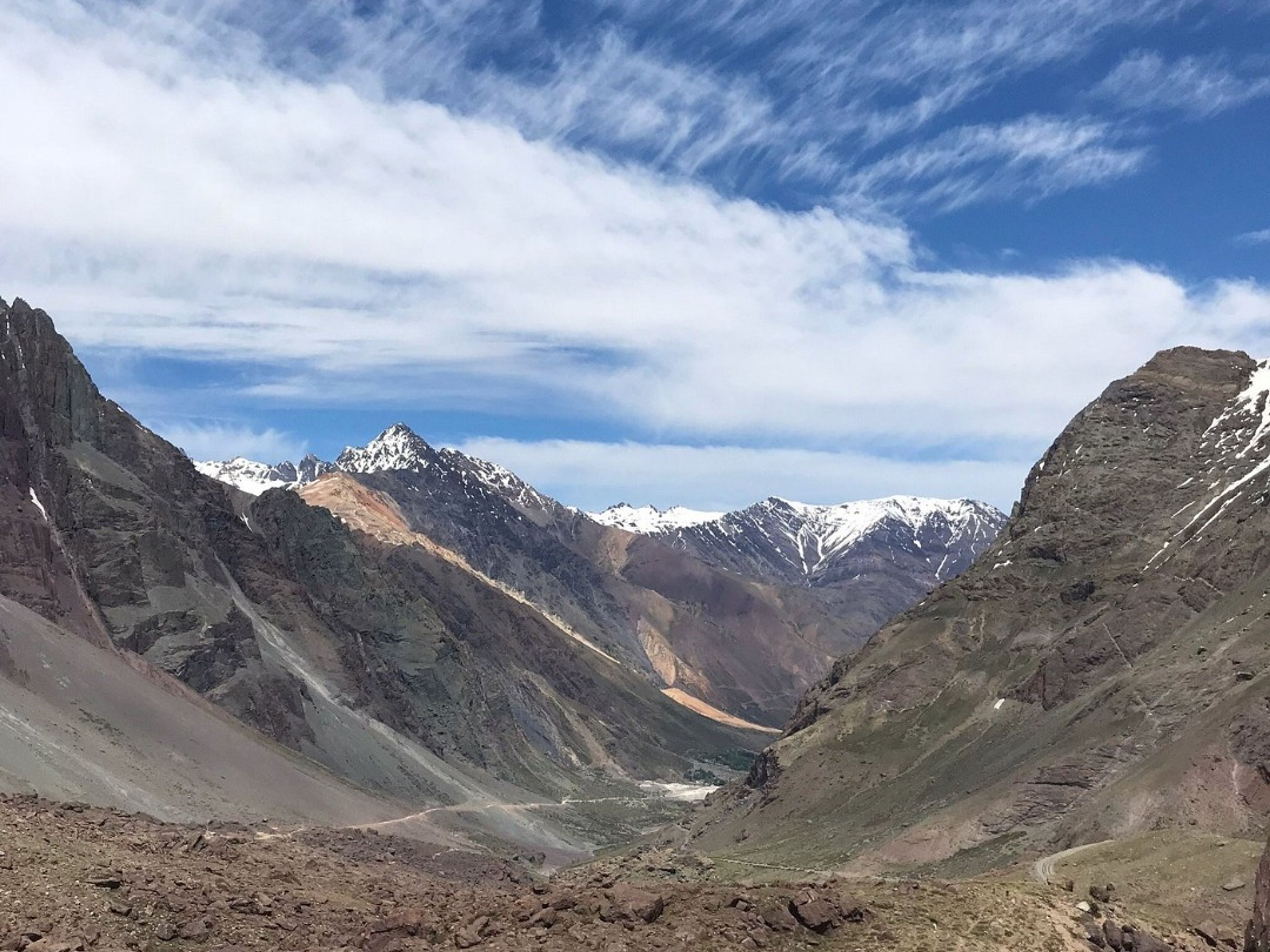 “SAN JOSÉ VOLCANO TREKKING + BAÑOS COLINA HOT SPRINGS” Tour. “SAN JOSÉ VOLCANO TREKKING + BAÑOS COLINA HOT SPRINGS” Tour, El Morado National Park, Chile.
