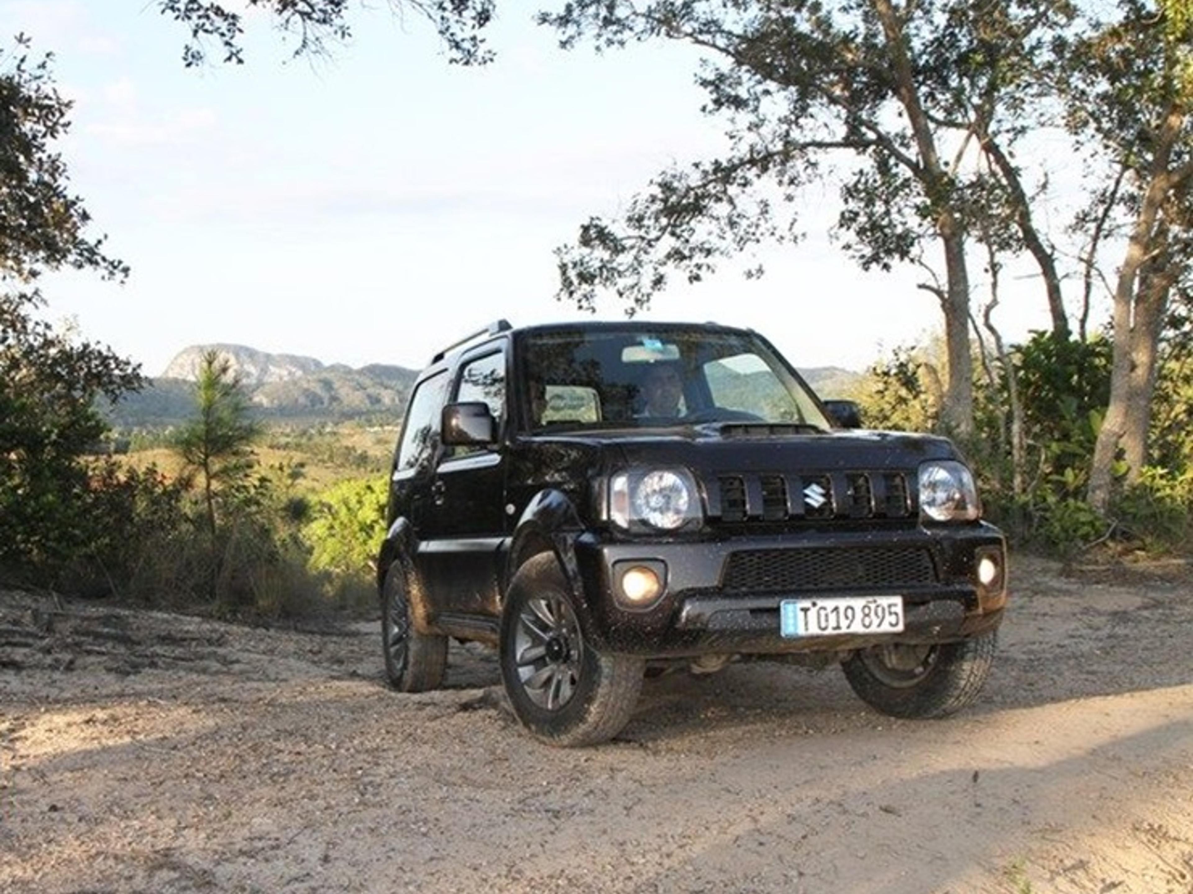 Jeep Safari "EL CUBANO NATURAL PARK"