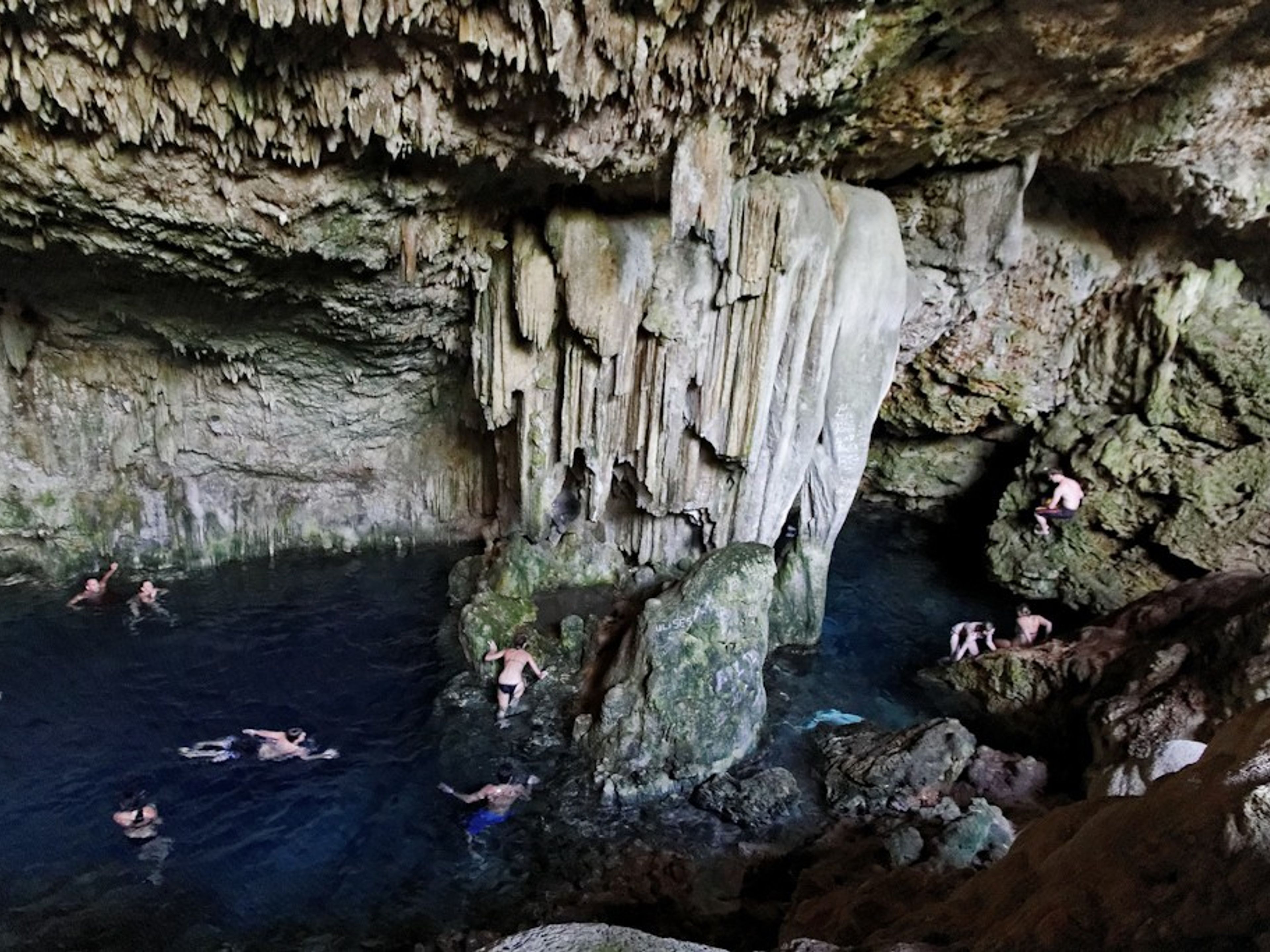 "Park der Höhlen Tour". Swimming time at one of Cuba’s most famous caves, Saturno Cave