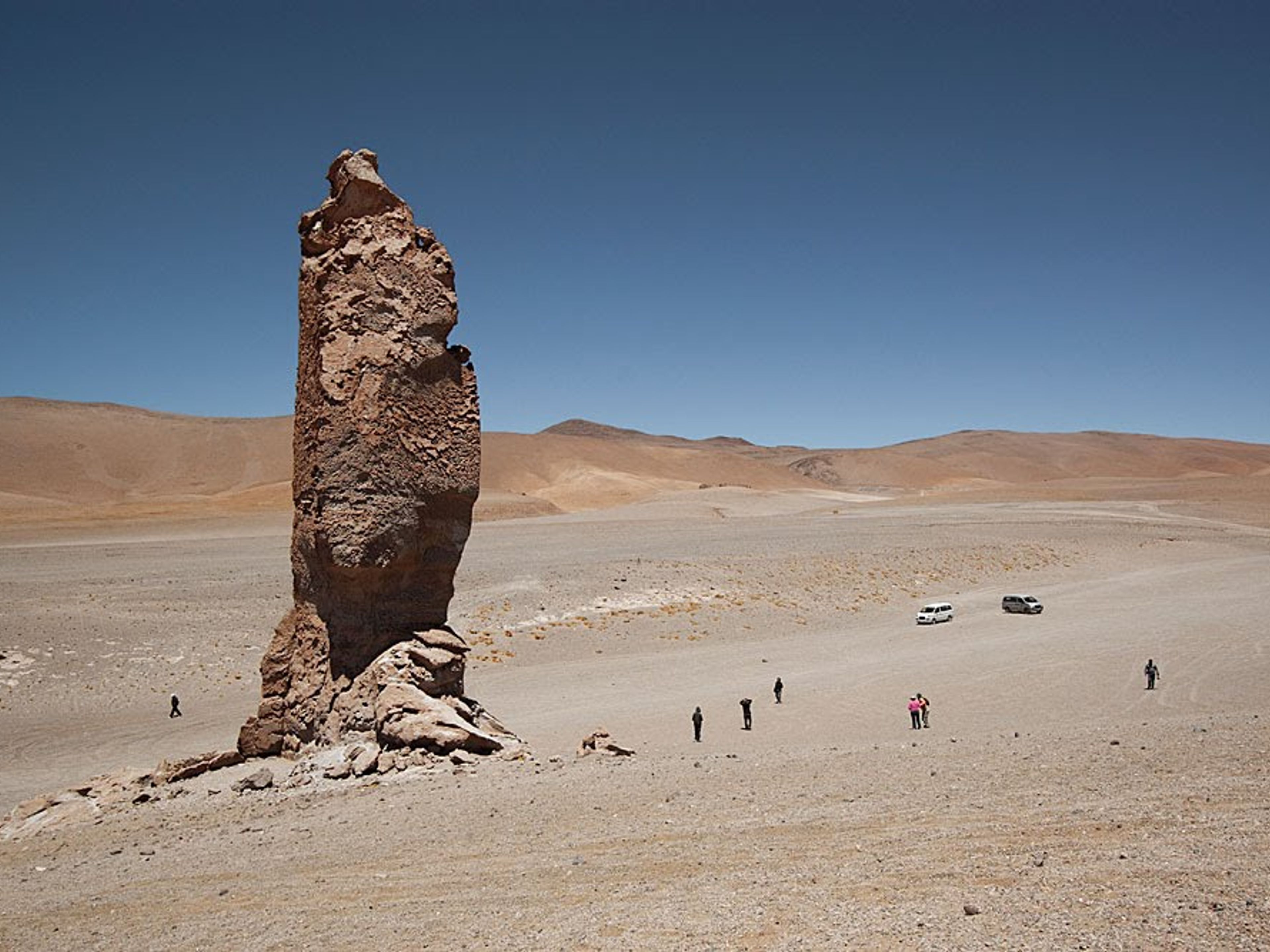 EXCURSION "MOINES DE LA NOIX DE PÉCAN". Monks of Atacama, panoramic view, Antofagasta region, Chile