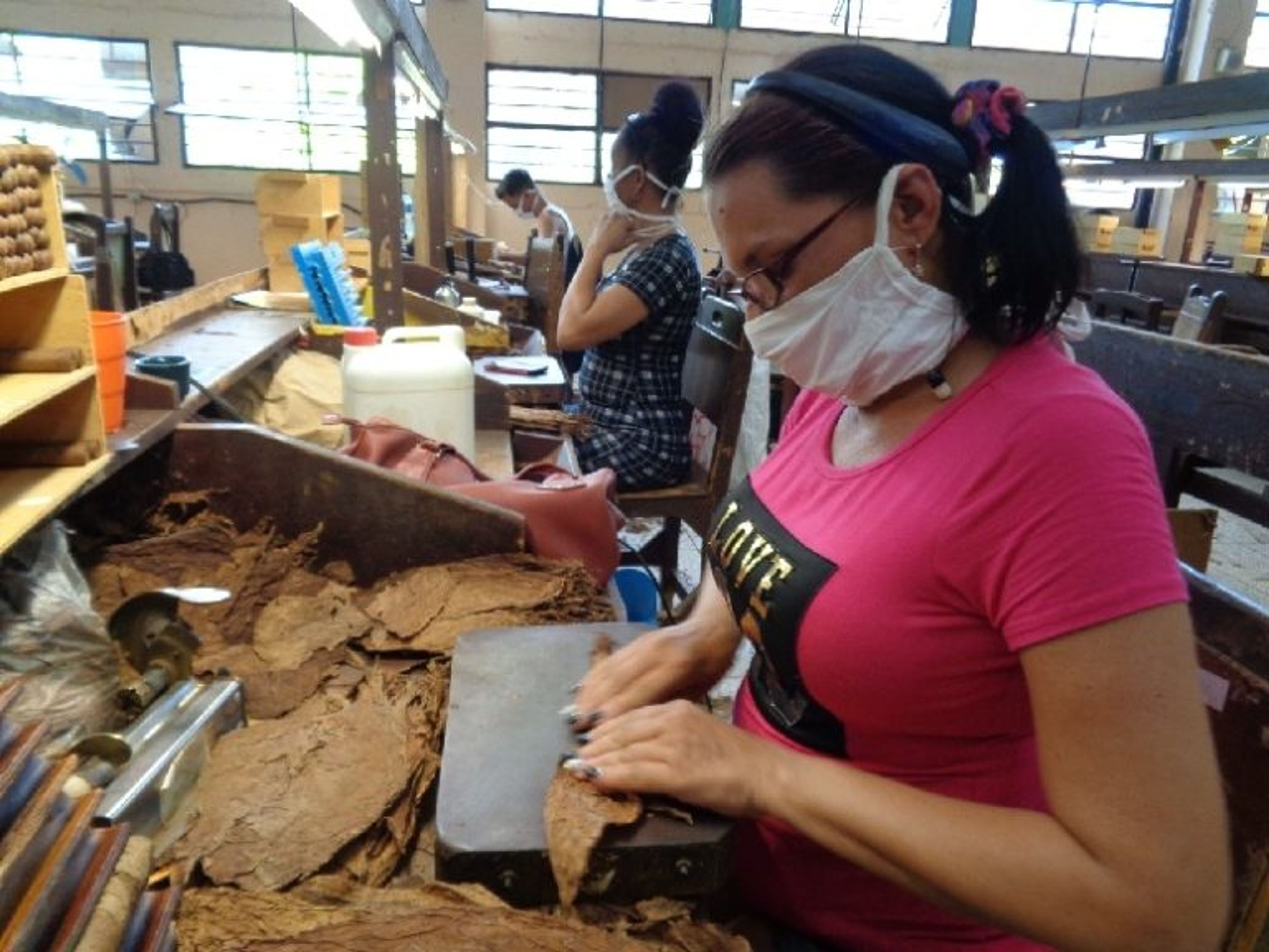 Tour "CITY TOUR HOLGUÍN". The cigar factory of Holguín, Cuba.