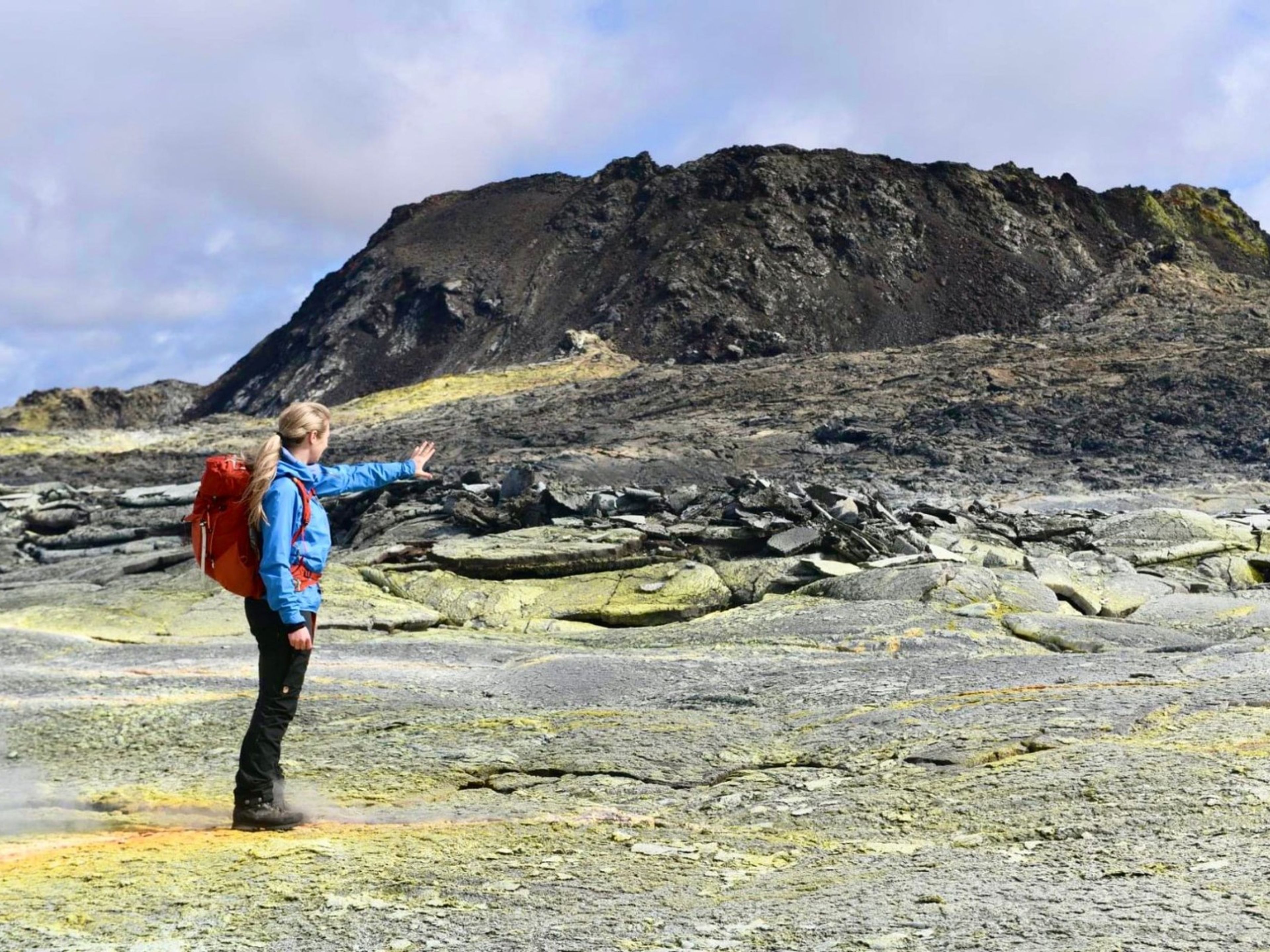 Excursão Privada "CAMINHADA NO VULCÃO FAGRADALSFJALL". Fagradalsfjall volcano hike, Iceland.