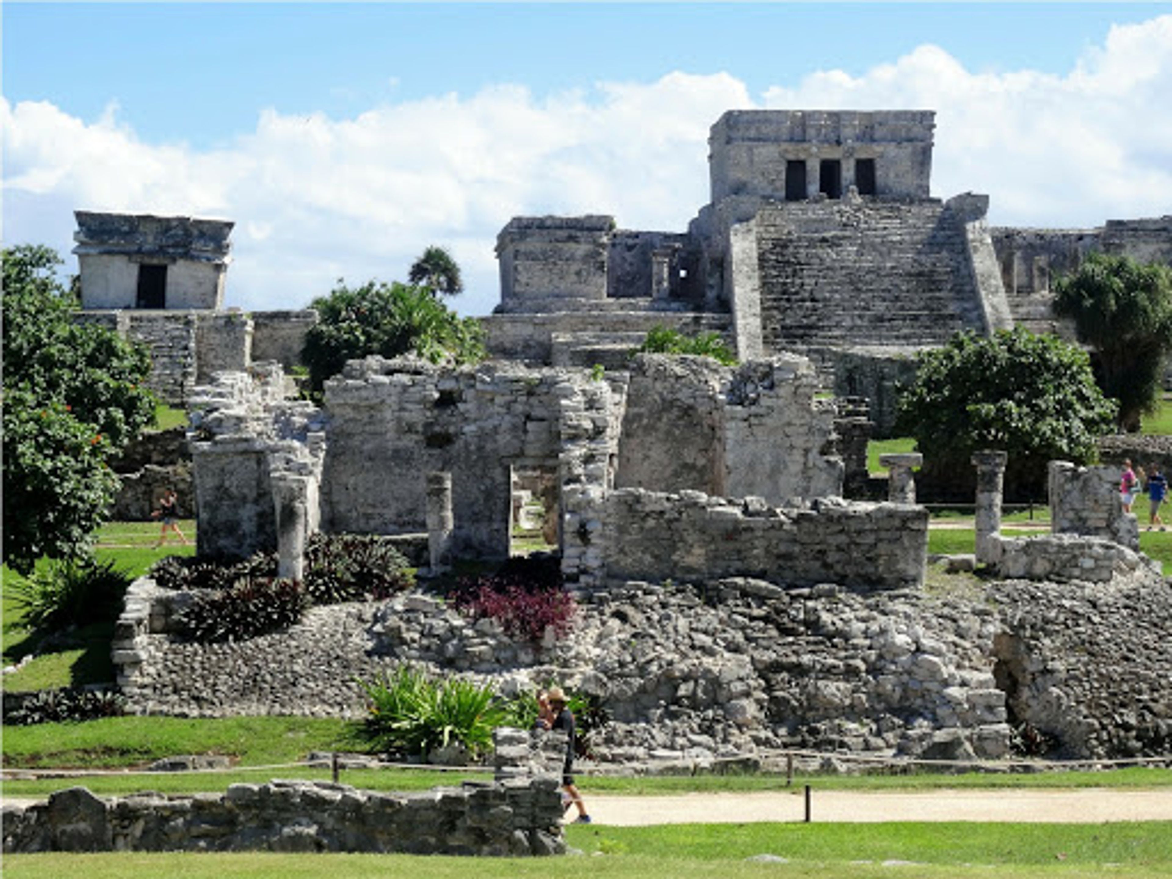 "Tulum + Playa del Carmen Plus" Tour. Pyramid "El Castillo" in Tulum Archaeological Zone. Tulum, Mexico.