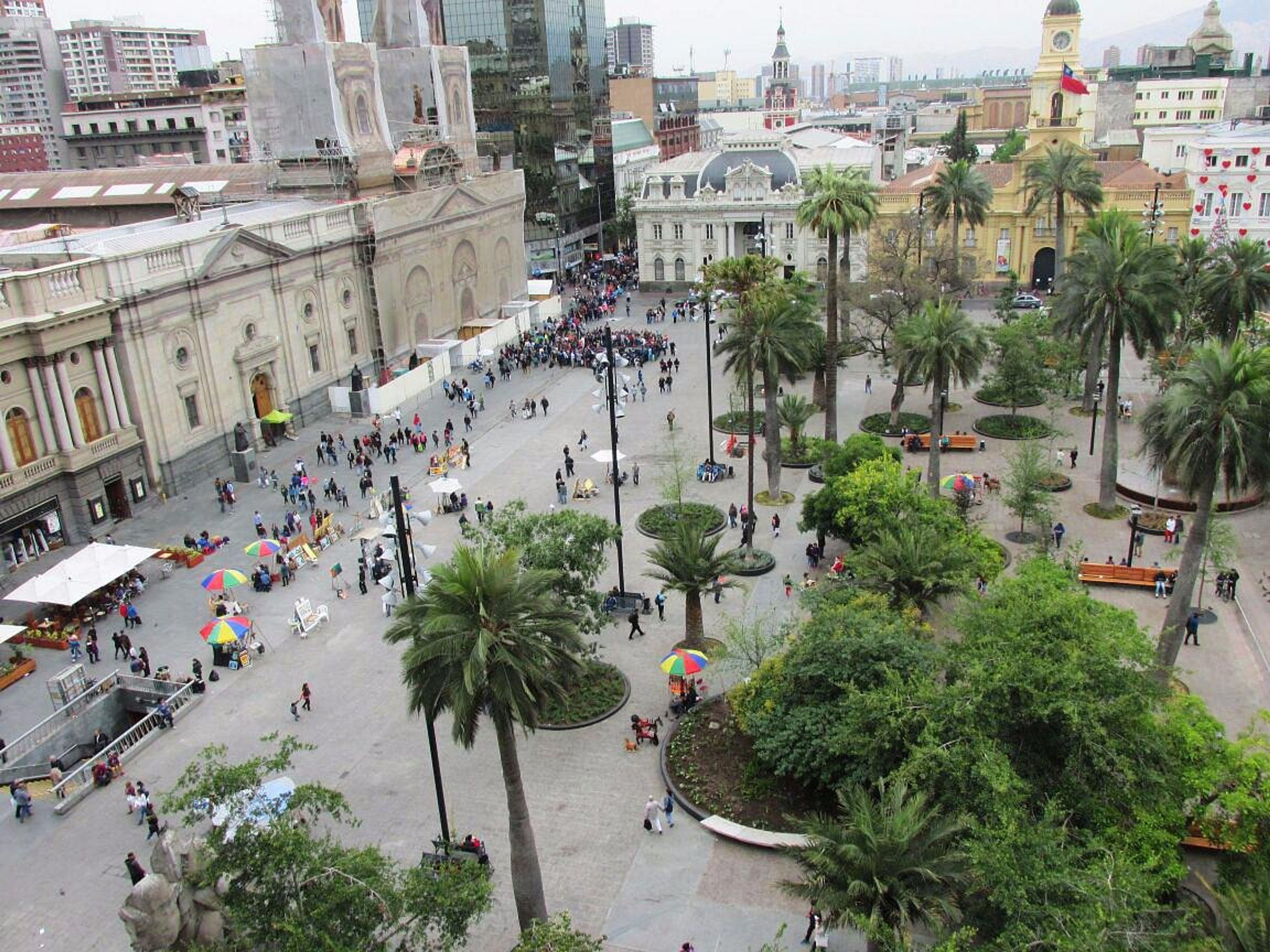 Tour “VISITE DE LA VILLE DE SANTIAGO ET DU TEMPLE BAHAÏ”. “SANTIAGO CITY TOUR & BAHAI TEMPLE” Tour, Santiago de Chile.