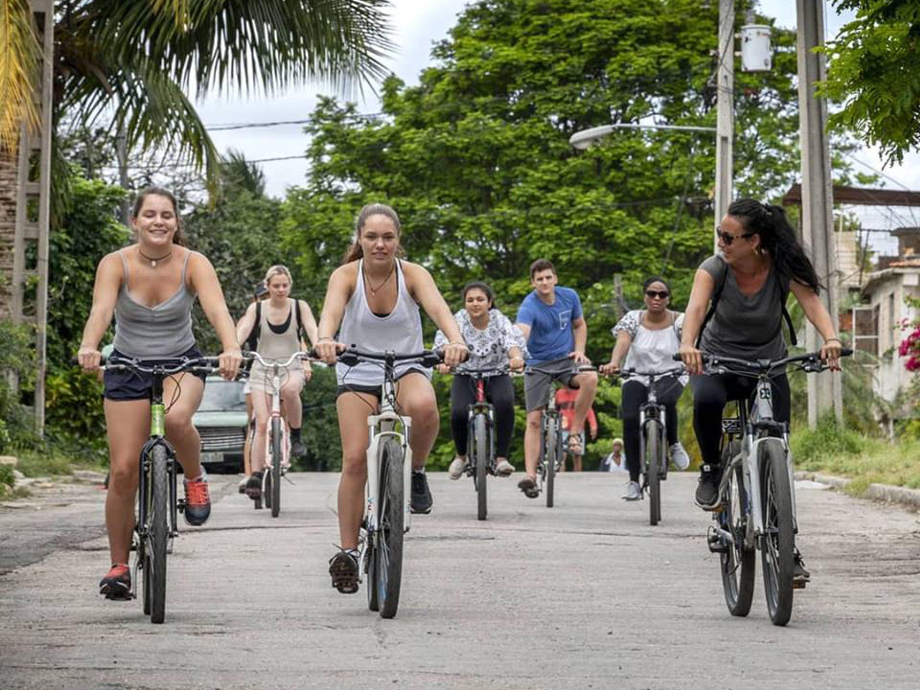 Tour à vélo "L'Essentiel de La Havane". "The Essentials of Havana" Bike Tour