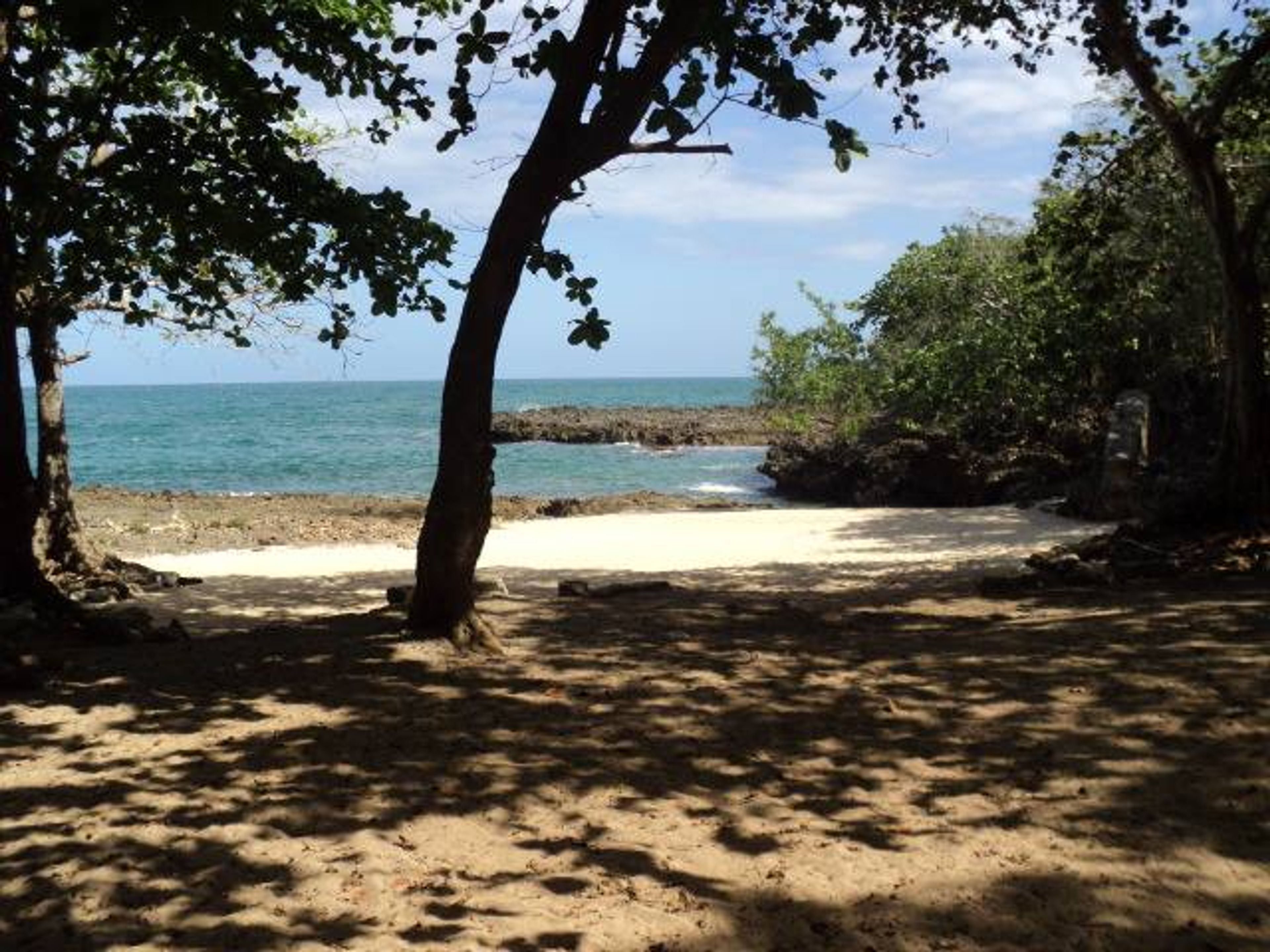 Jeep Safari "PARCO NATURALE DI MAYAJARA". playa blanca, baracoa