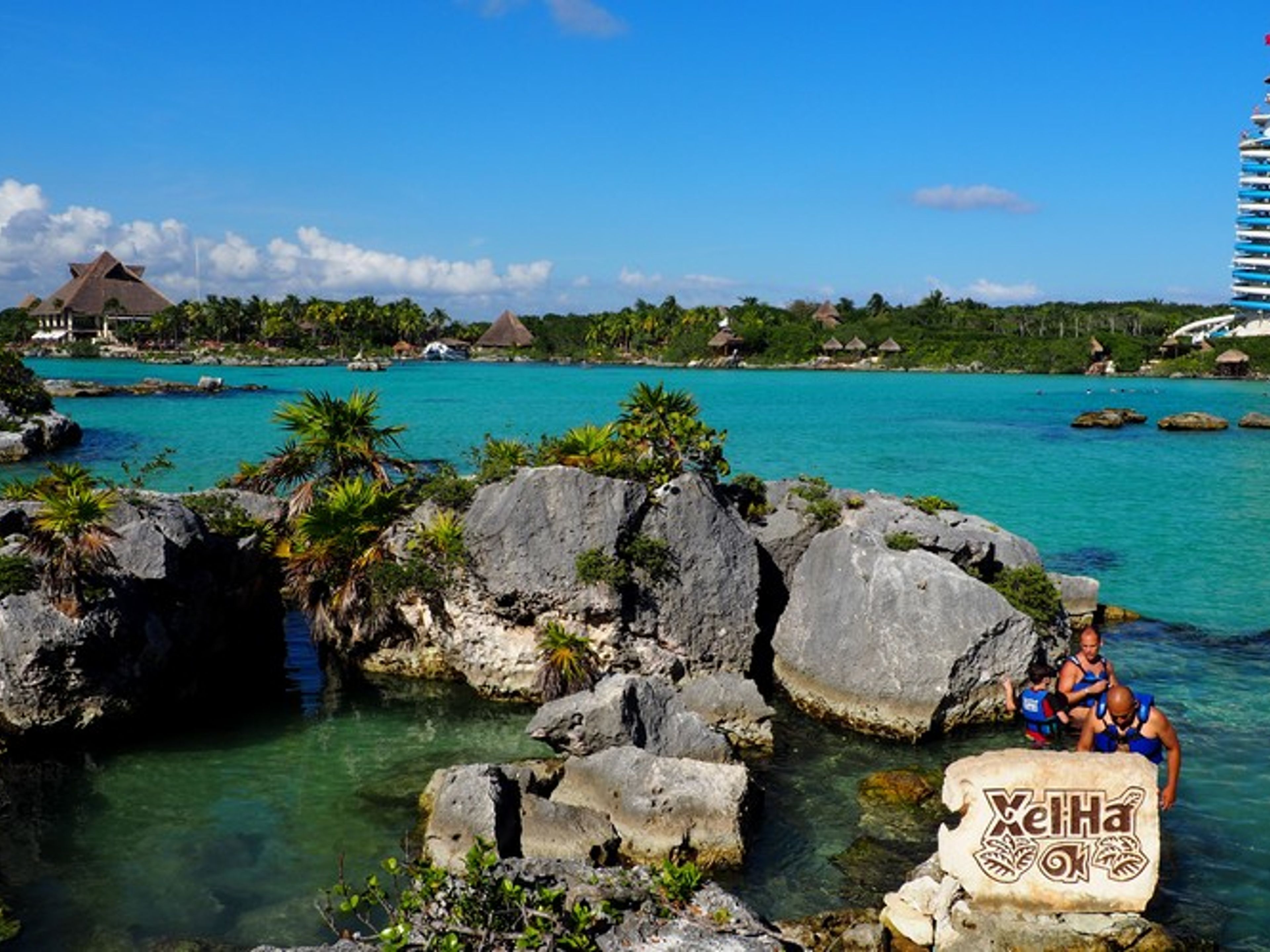 Excursão "Xel Ha". Xel-Ha Park, with many fun attractions in the Yucatan Peninsula. Mexico.