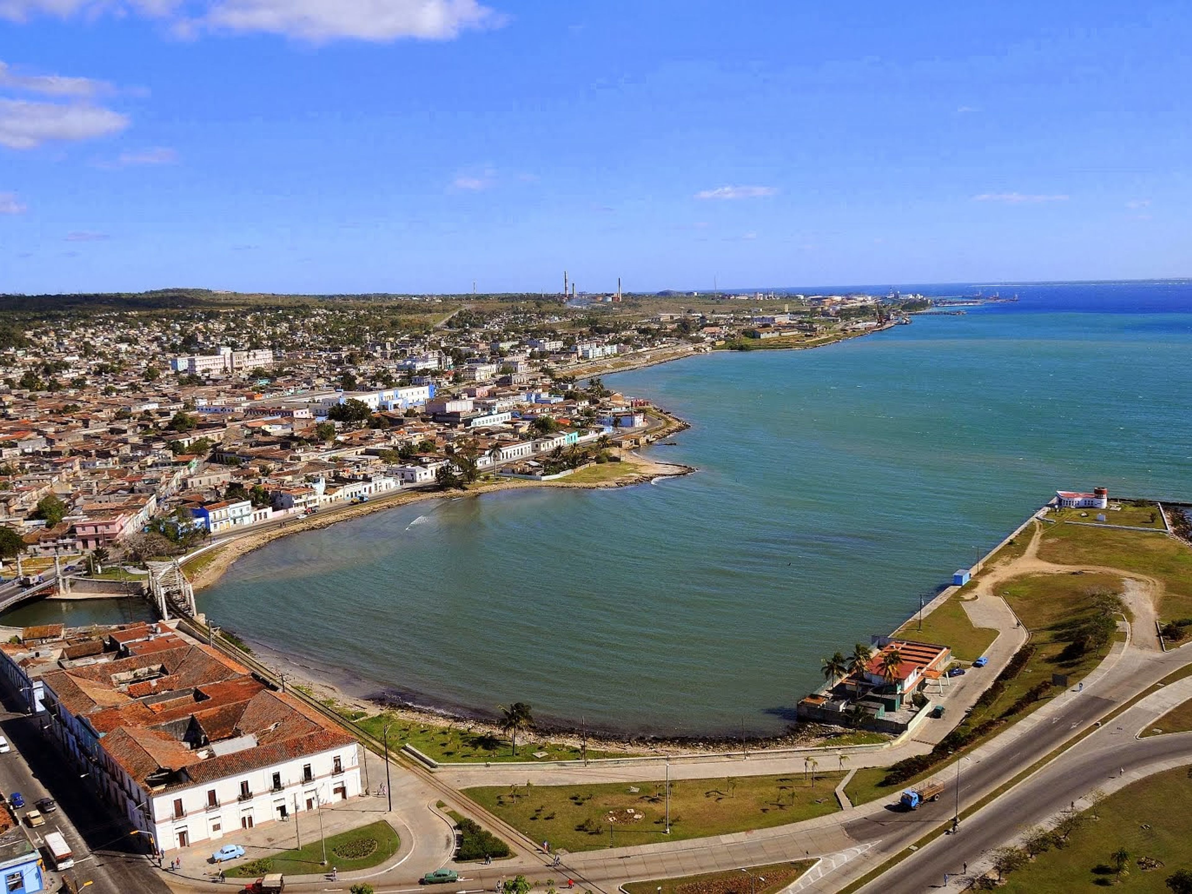 Excursão "VISITA À CIDADE DE MATANZAS - VARADERO". Matanzas city panoramic aereal view