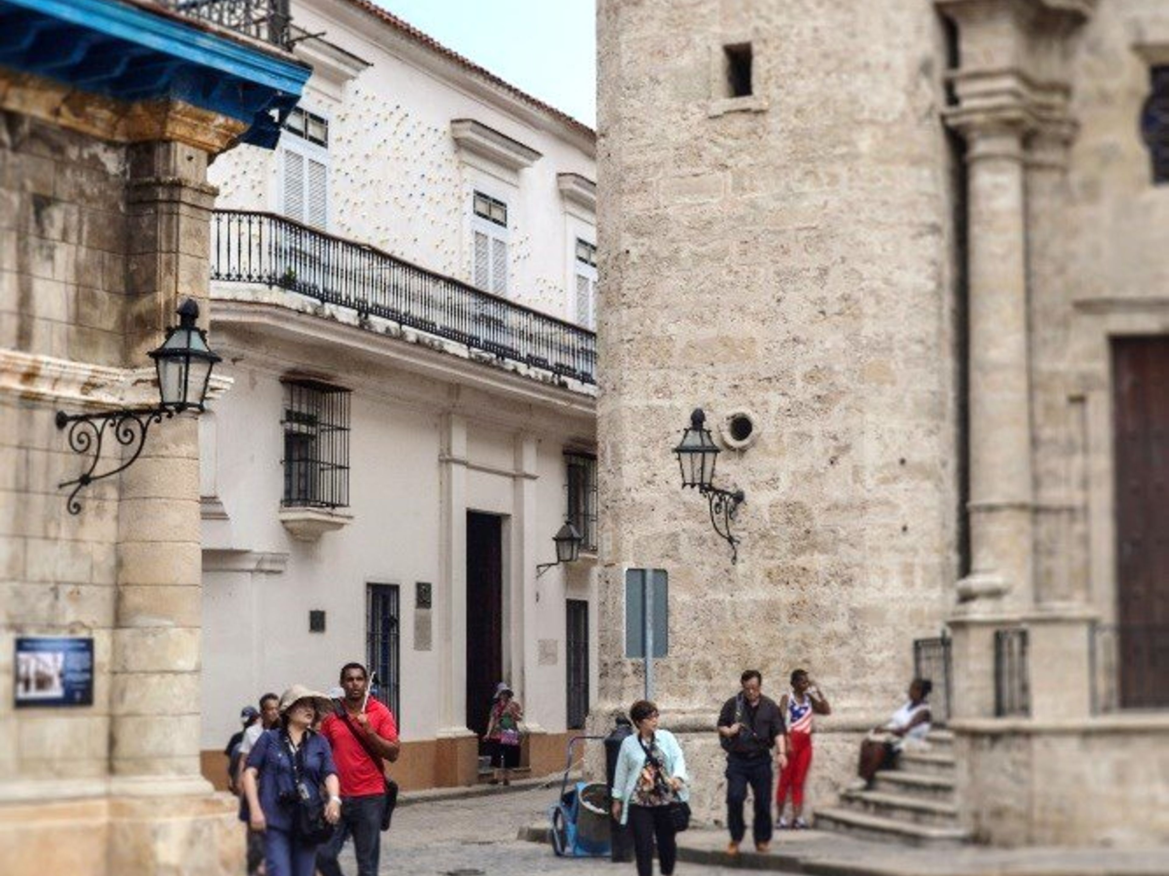 Tour "ART ET COULEUR À LA HAVANE". The Wifredo Lam Center of Contemporary Art panoramic view, Old Havana, La Habana, Cuba.