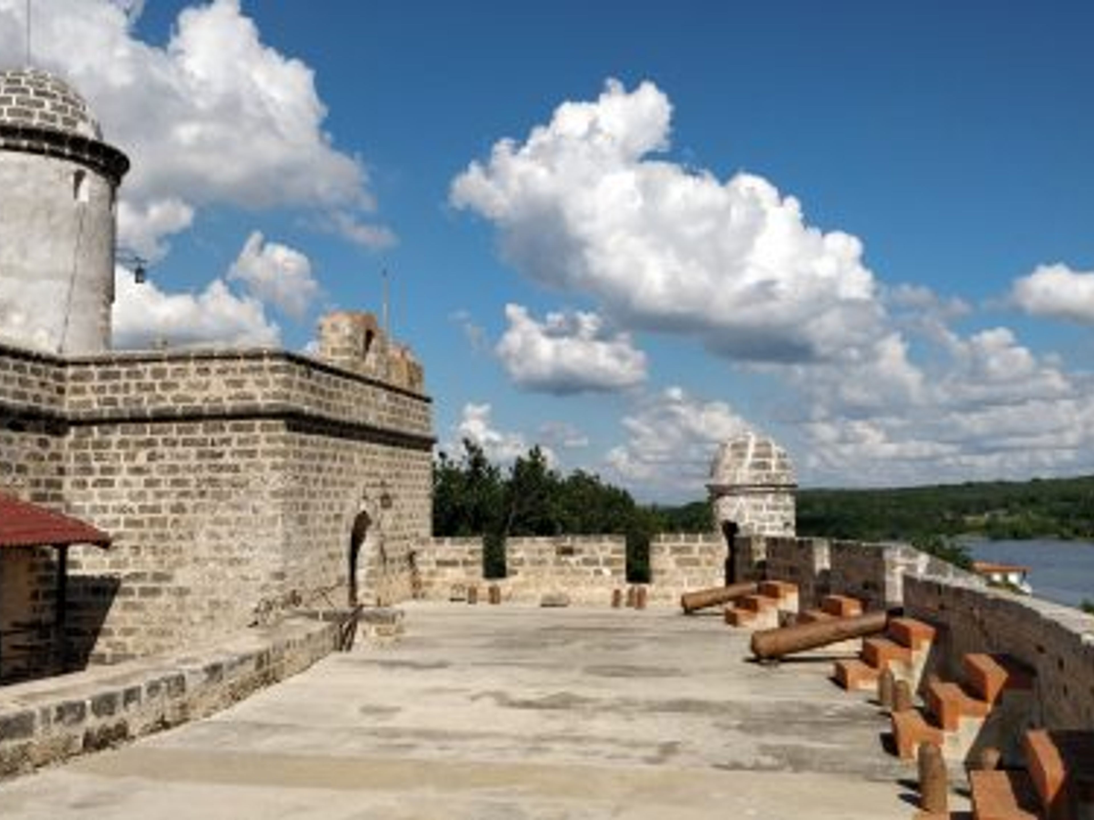 Excursion "Baie de Cienfuegos + Forteresse de Nuestra Señora de los Angeles de Jagua".. Jagua castle, Cienfuegos City