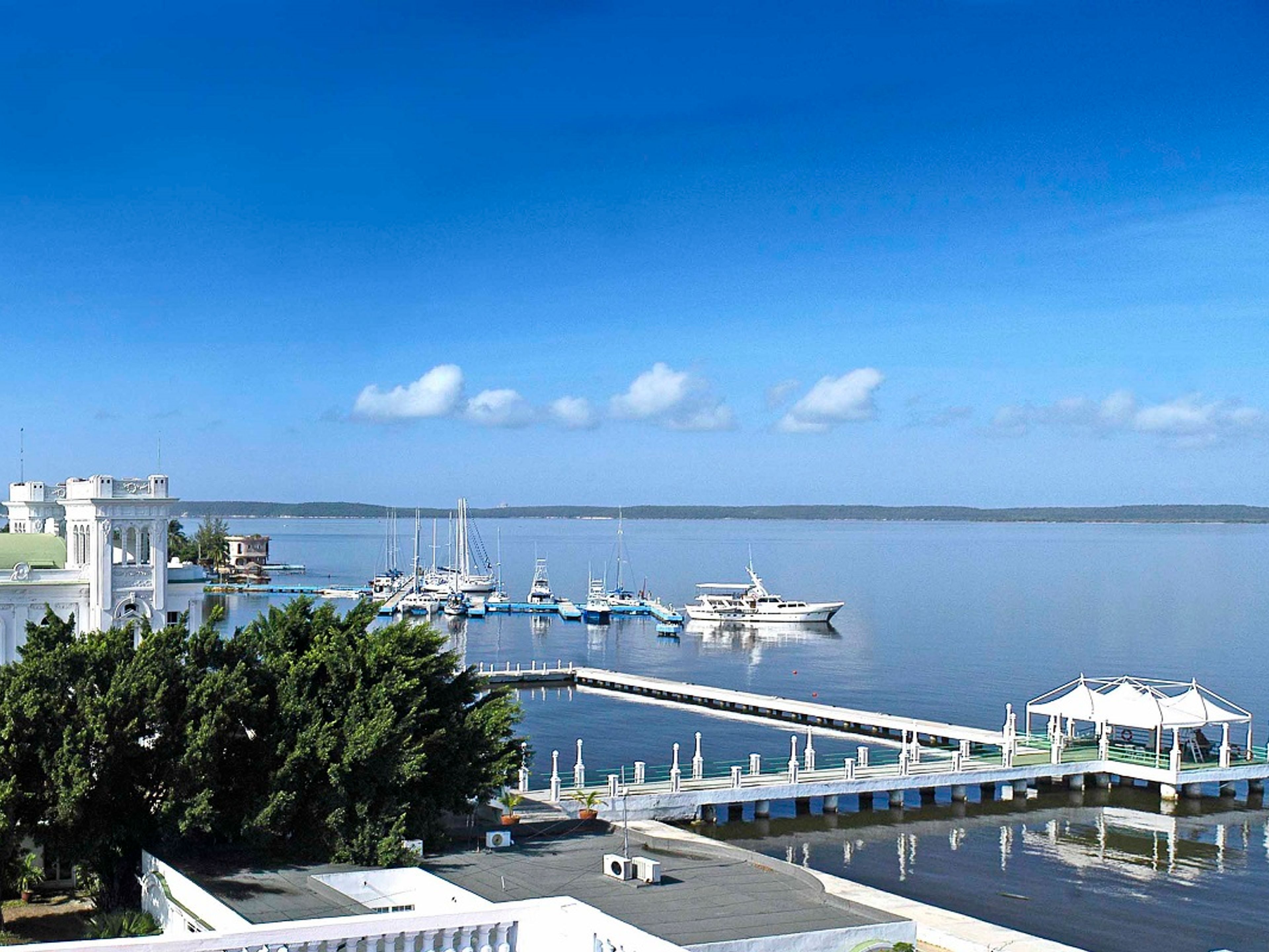 Excursion "Baie de Cienfuegos + Forteresse de Nuestra Señora de los Angeles de Jagua".. Cienfuegos Navy