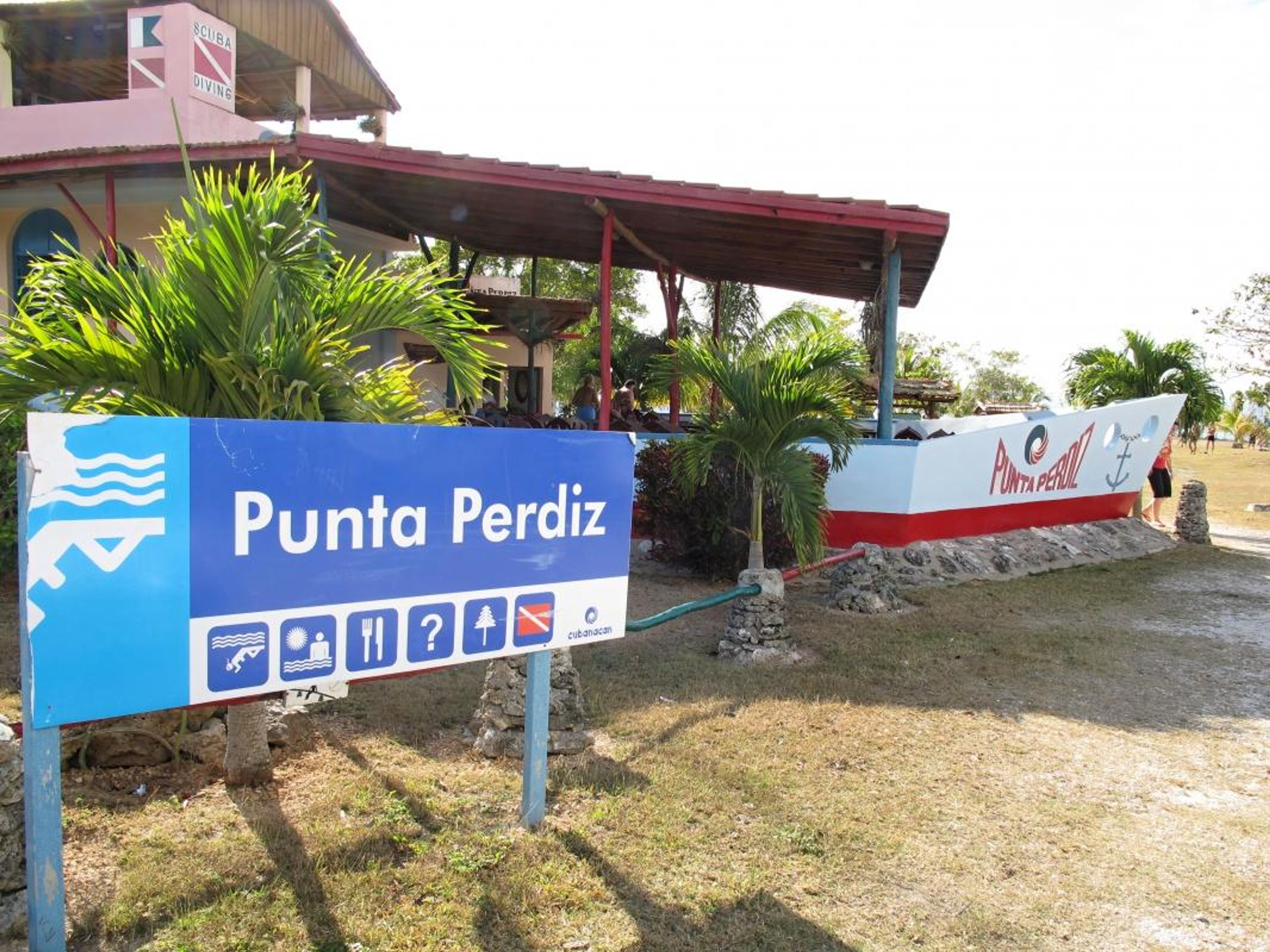 "REISE IN DIE KARIBIK" Tour. Punta Perdíz beach panoramic view, Playa Girón. "Guamá, Tour to the Caribbean" Tour