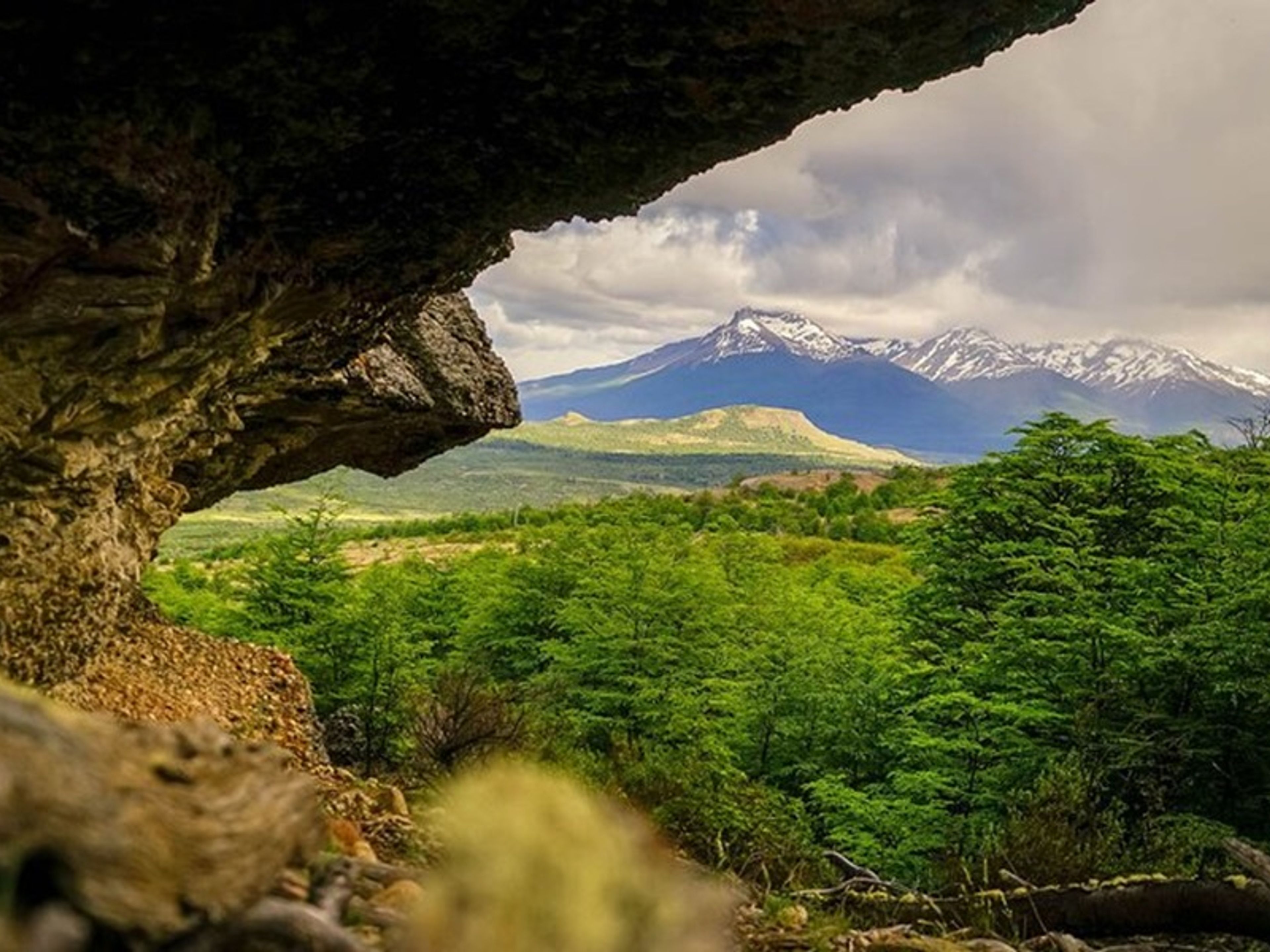 Tур "НАСКОЛЬНЫЕ РИСУНКИ В СЕРРО БЕНИТЕС". “ROCK PAINTINGS AT CERRO BENITEZ” Tour, Torres del Paine Natural Park, Chile.