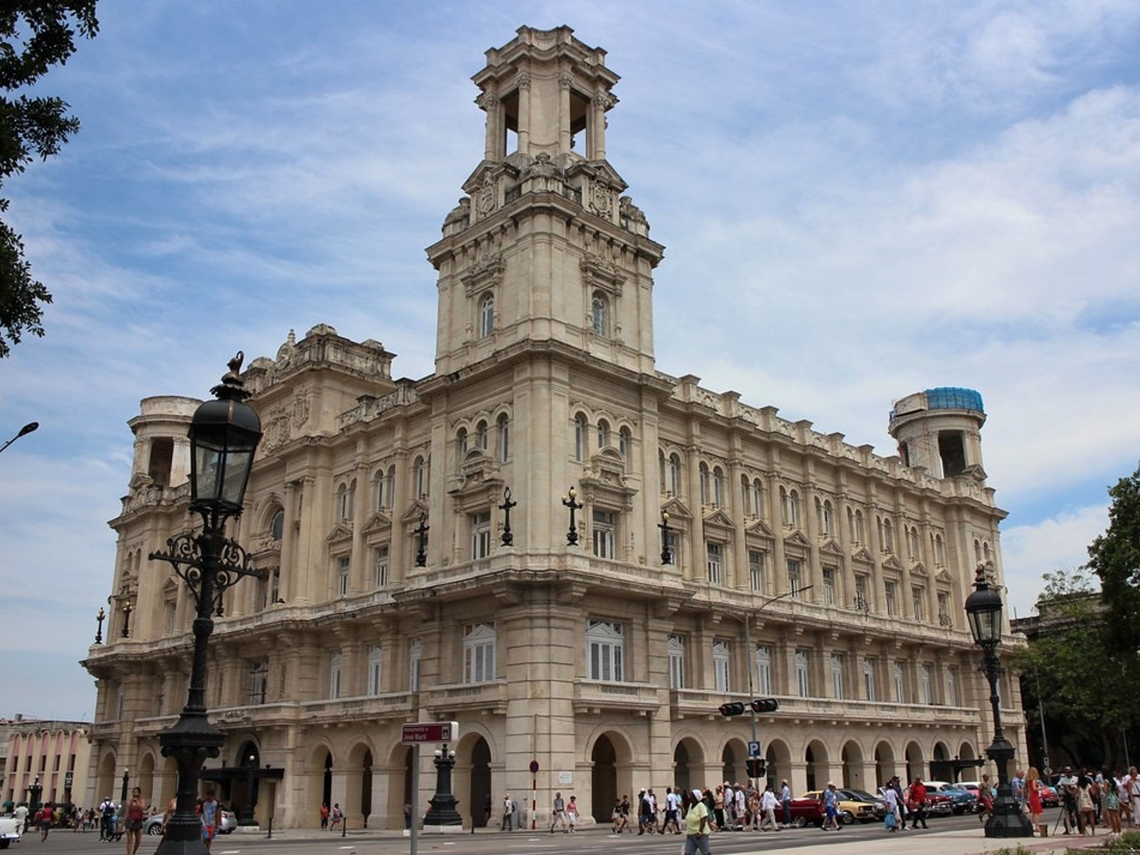 Excursão "Transculturização e Miscigenação". Asturian Center of Havana panoramic view, Old Havana, La Habana, Cuba.