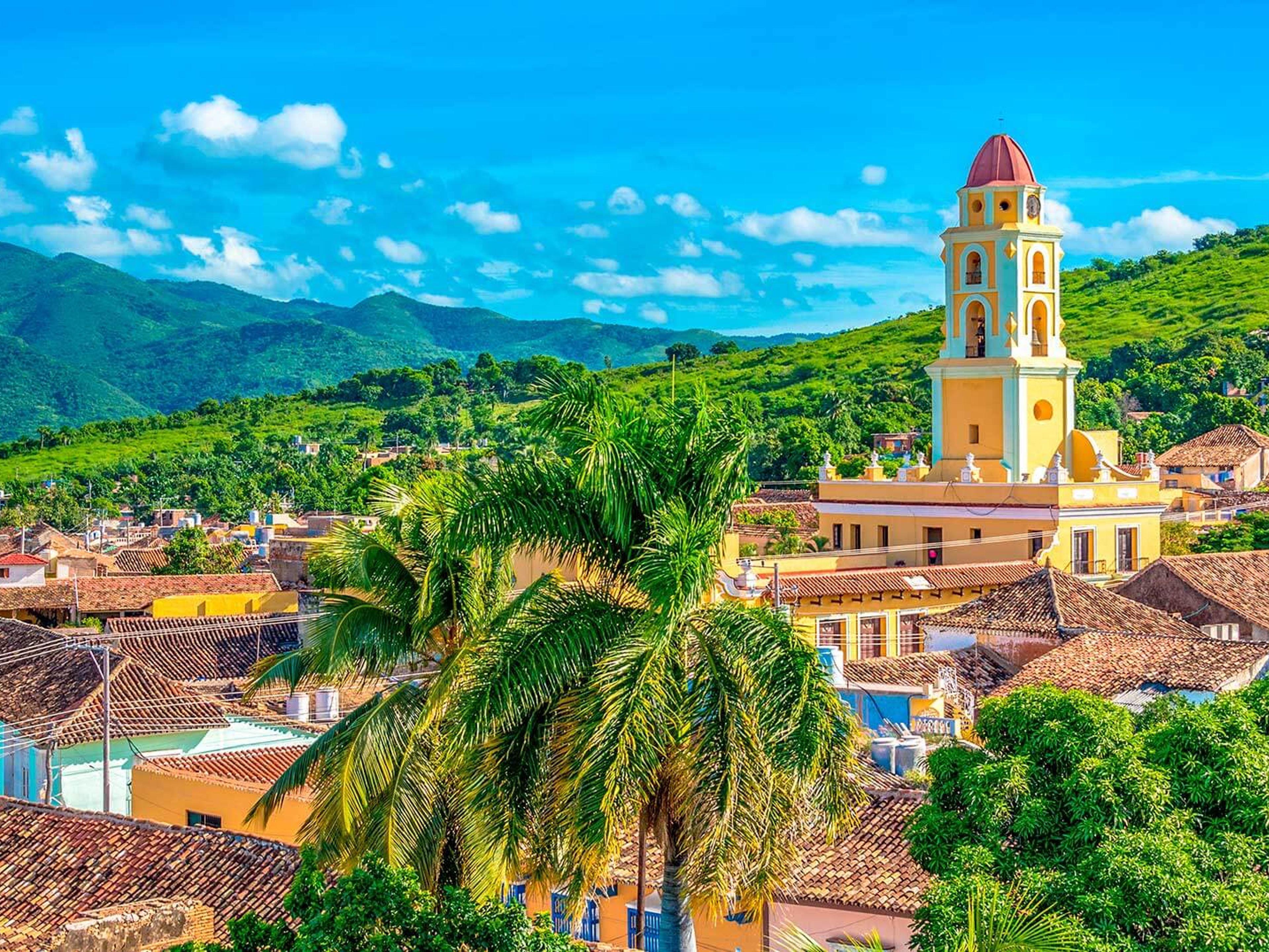 Excursão "TRÊS CIDADES". Trinidad old city panoramic view, Sancti Spíiritus, Cuba.