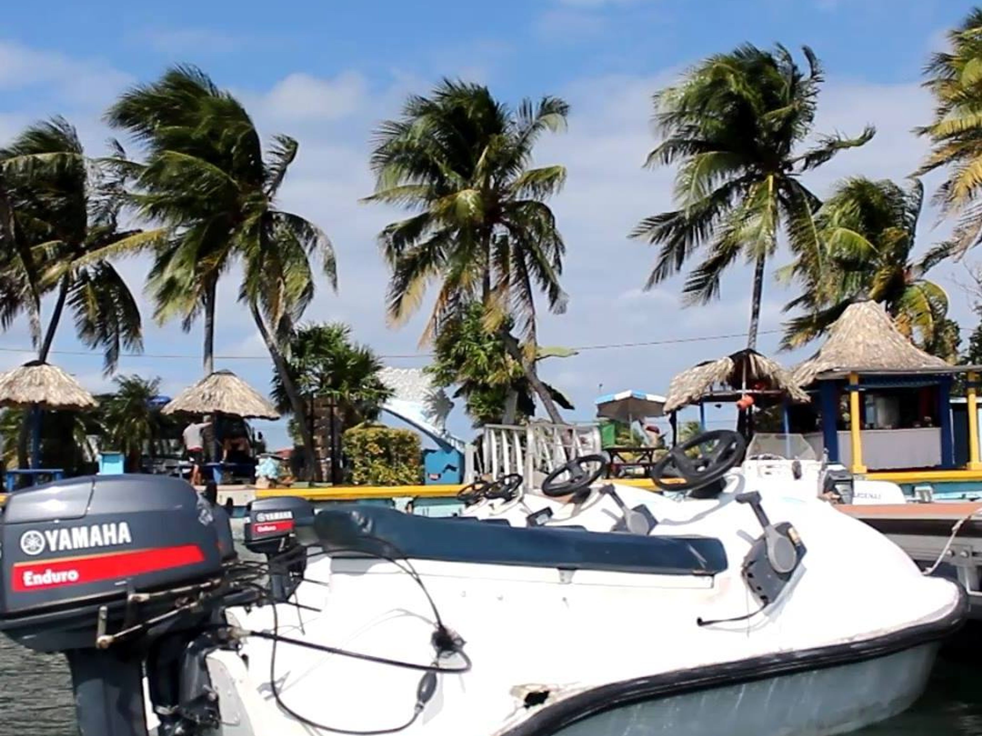 Tour "BOAT ADVENTURE PARAISO À CAYO ROMERO" (dans JET SKY). “BOAT ADVENTURE PARAISO TO CAYO ROMERO“ Tour (in JET SKY), Varadero, Matanzas, Cuba.