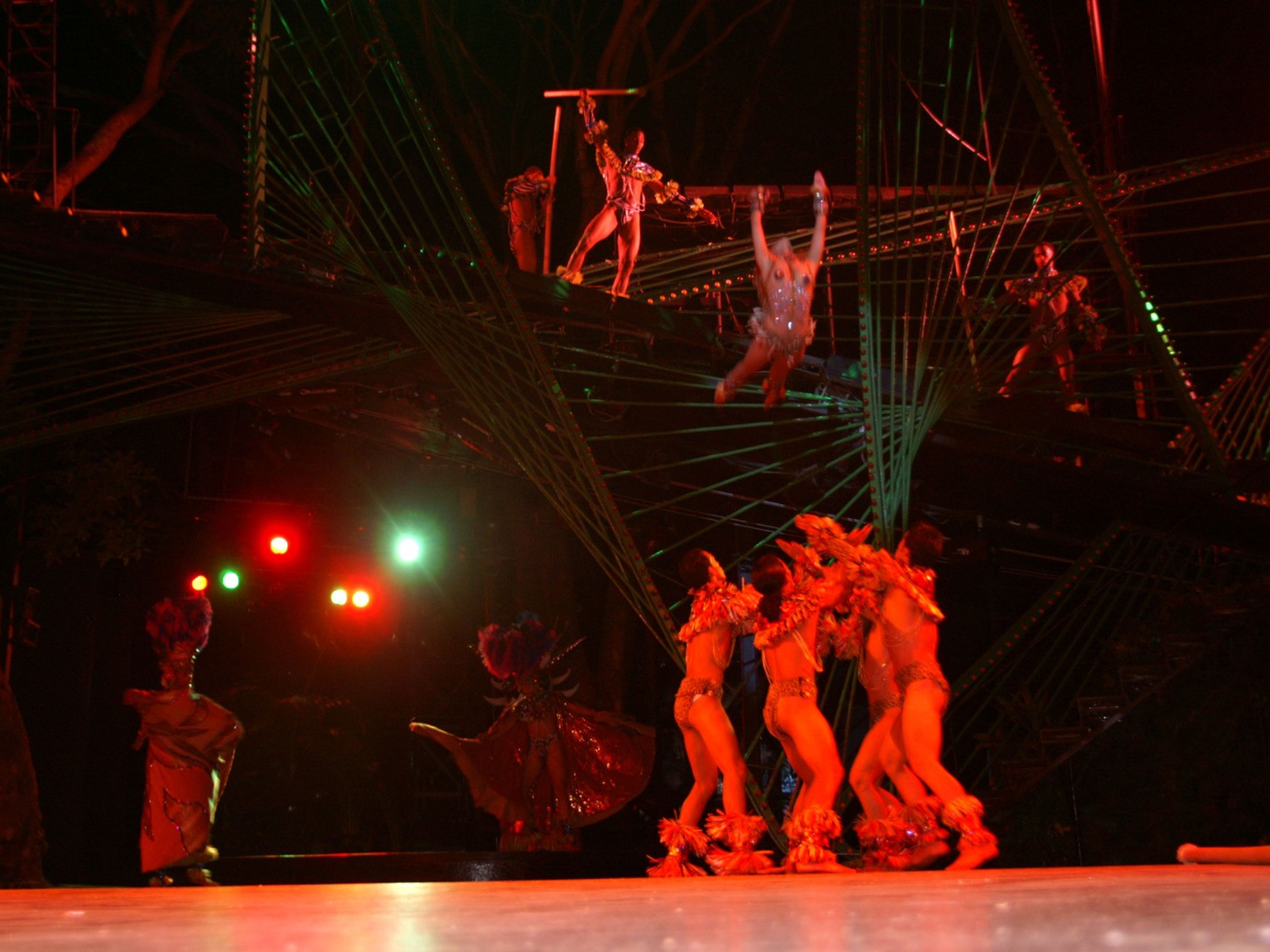 “HAVANA OVERNIGHT + PINAR DEL RÍO” Tour. TAMBORES EN CONCIERTO Tropicana Cabaret Show