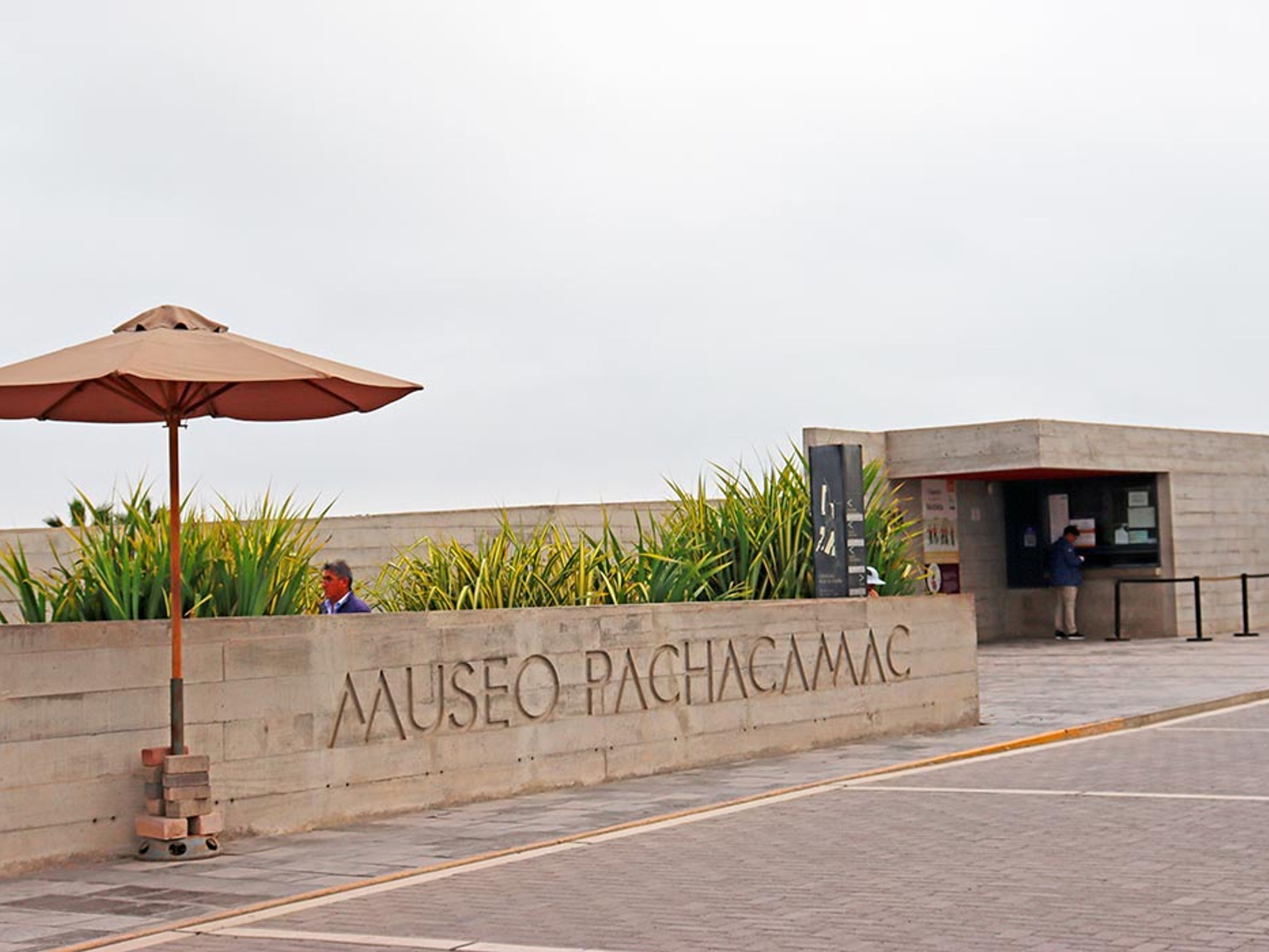 Excursión “A LAS PIRÁMIDES INKA DE PACHACAMAC“. PACHACAMAC'S INKA PYRAMIDS TOUR