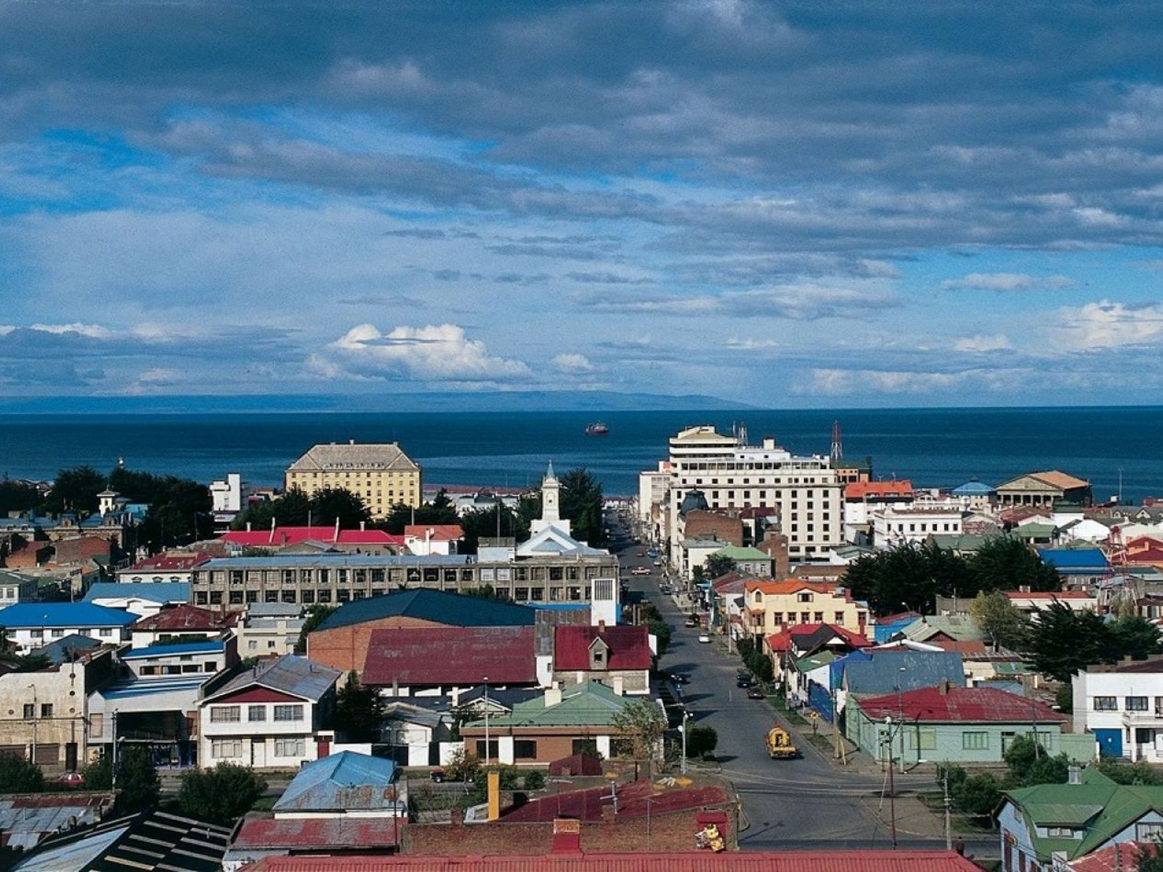 TOUR “CIUDAD DE PUNTA ARENAS”.. null