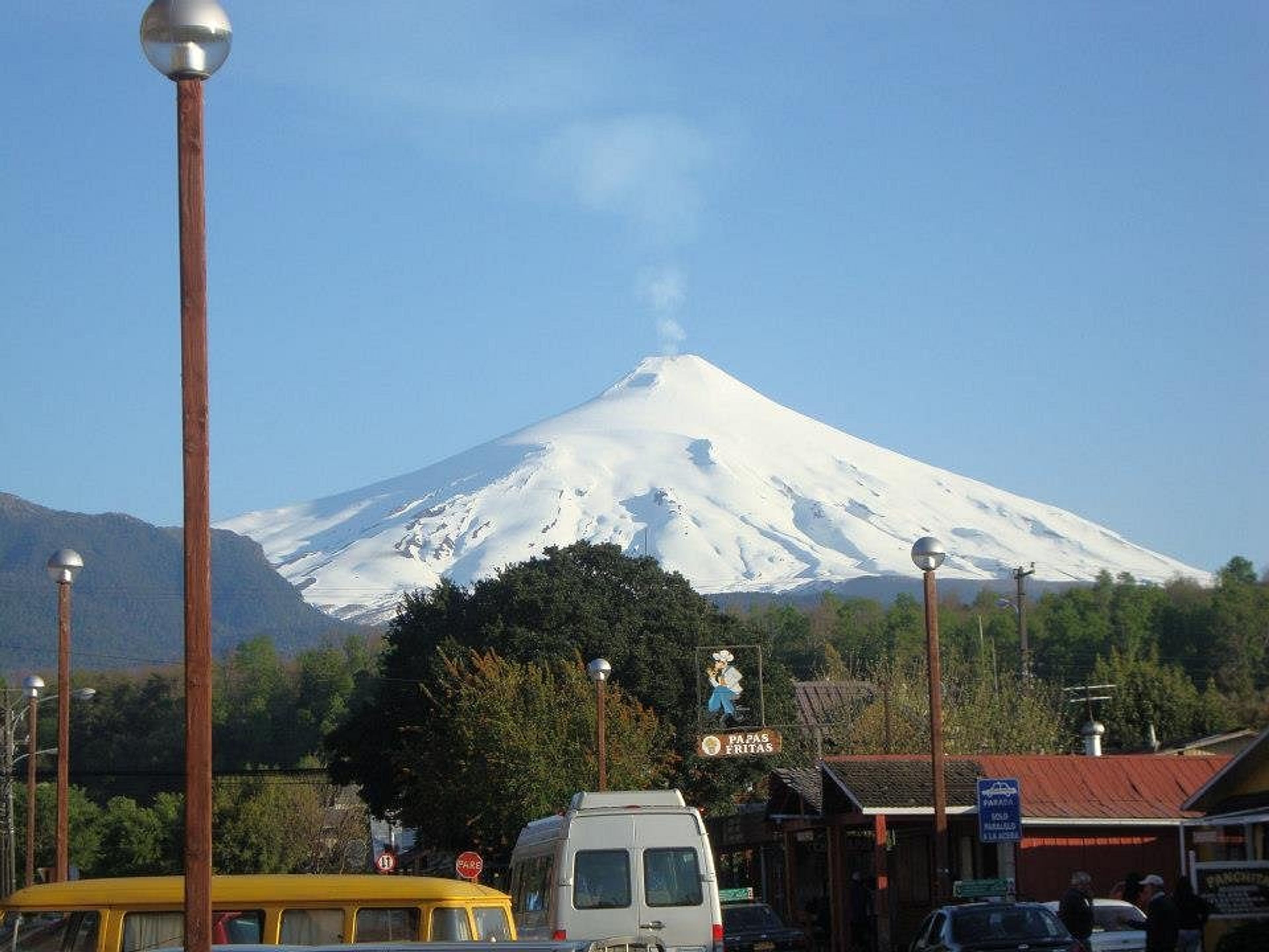 “VULKAN-FUSSBALL VILLARRICA“ Tour. null