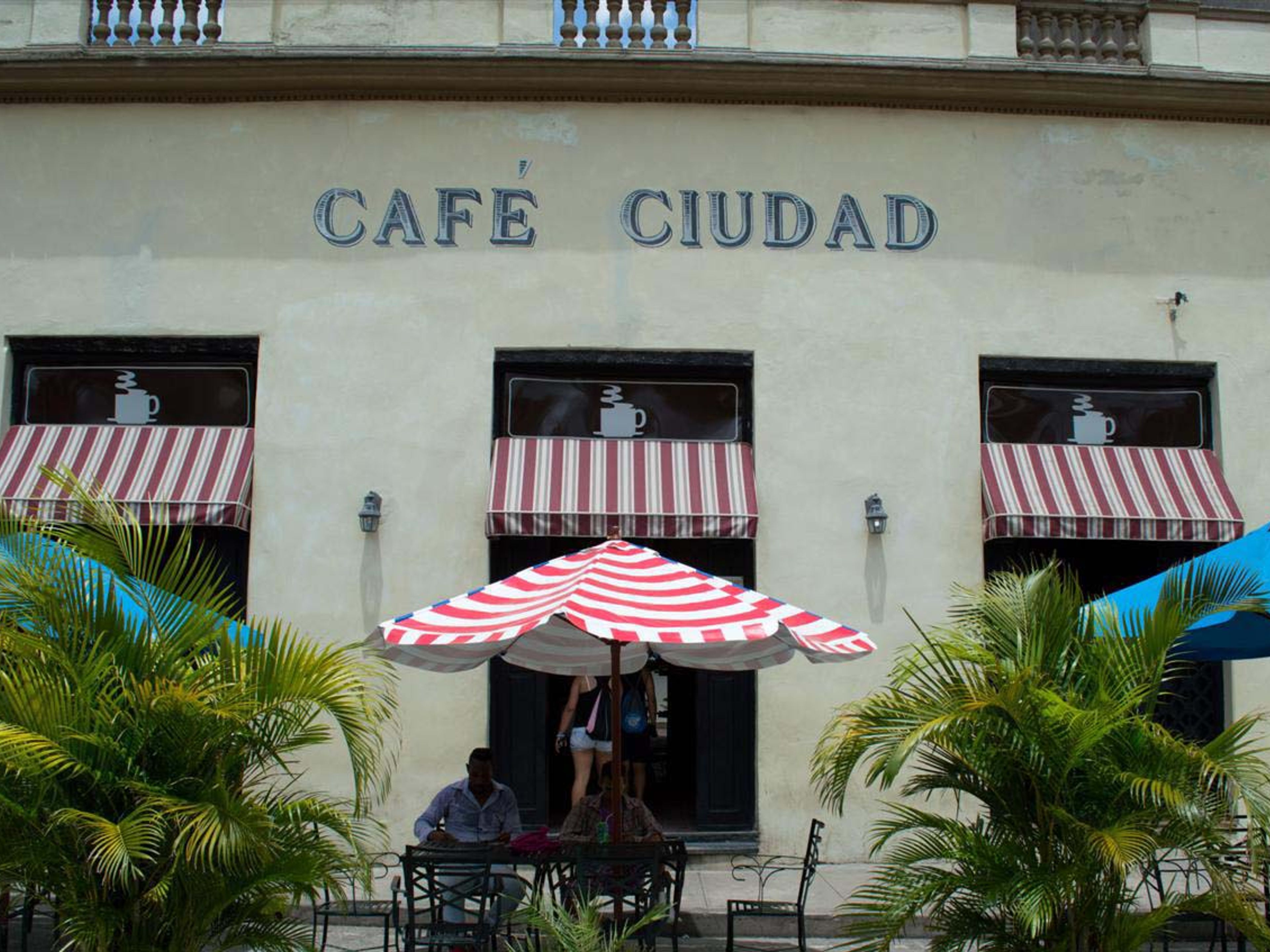 “A Walking tour of Camagüey”. Café Ciudad, Camagüey city