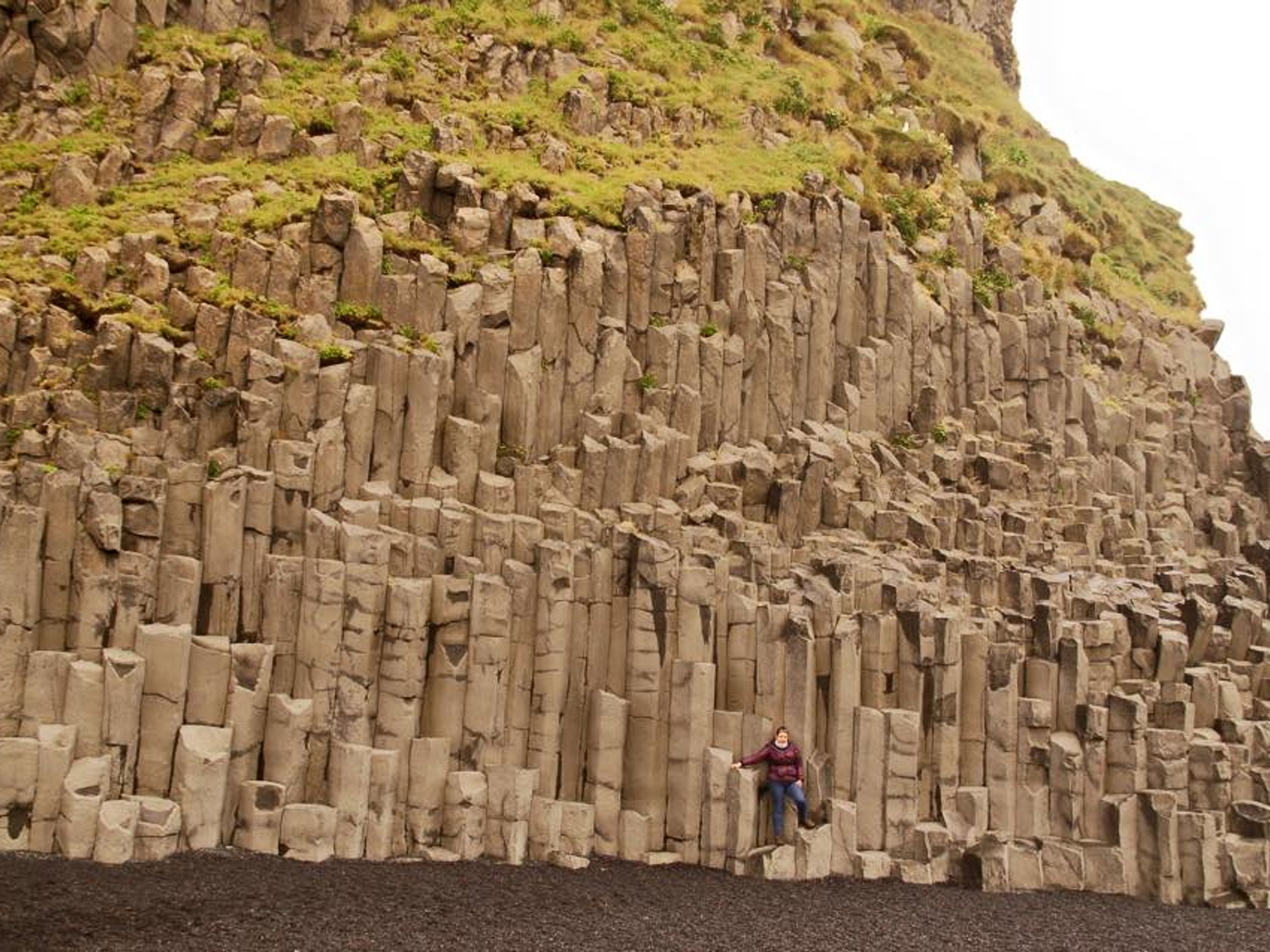 "JÖKULSÁRLÓN GLACIER LAGOON + SOUTH COAST" Private Tour. Reynisfjara black beach panoramic view, Iceland.