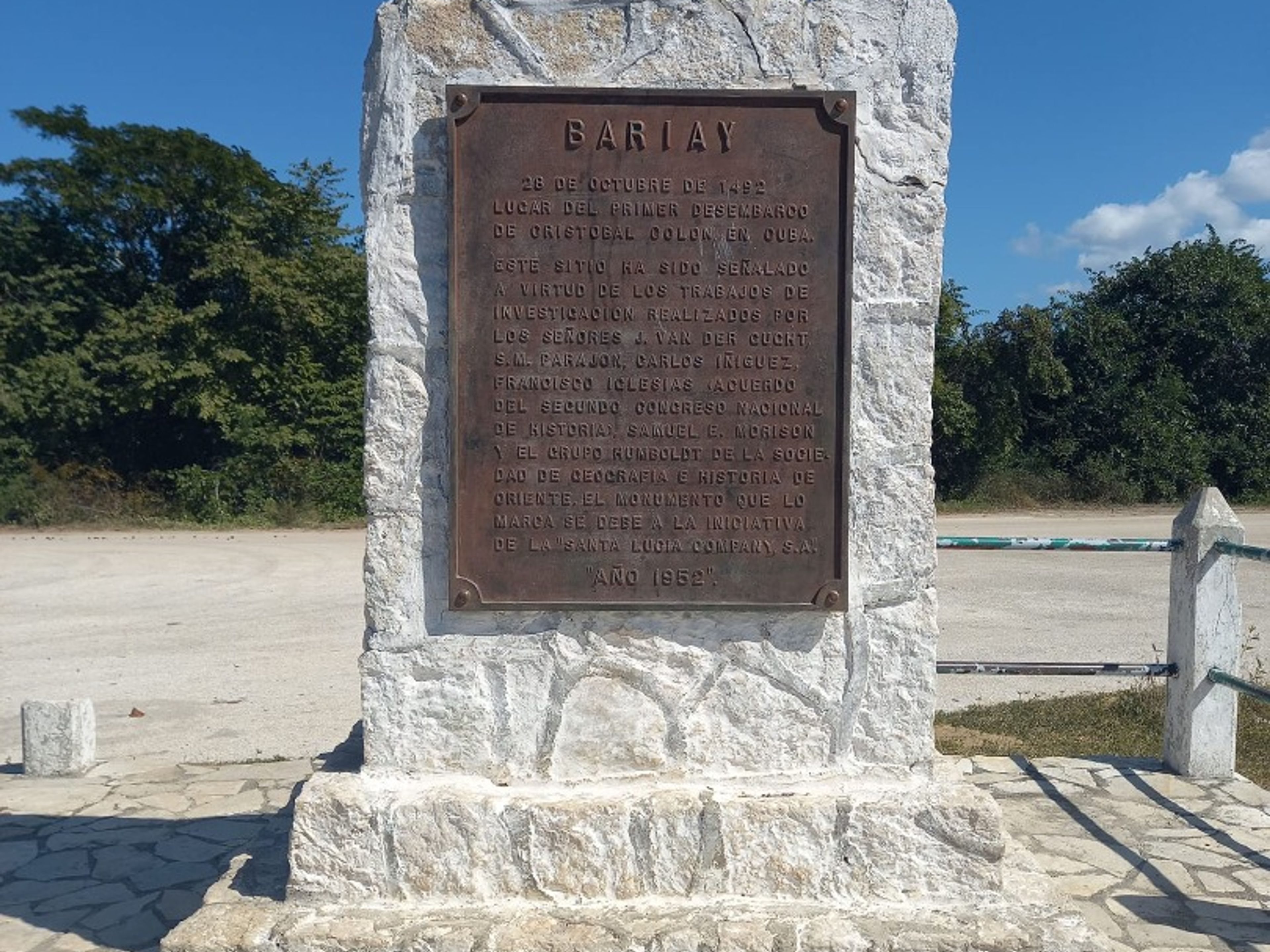 Excursão "1492 (UM DIA NO PARQUE DE CRISTÓVÃO COLOMBO)". Cayo Bariay National Monument Park panoramic view, Holguín, Cuba.