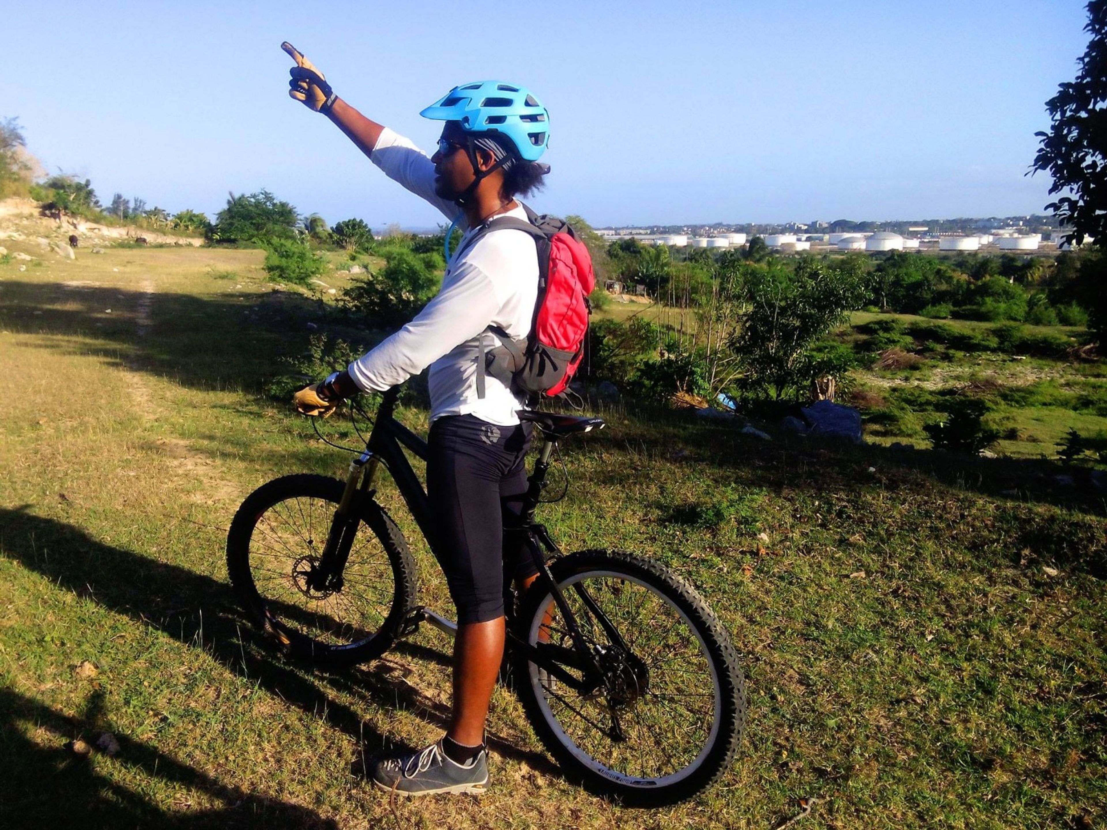Excursão de Bicicleta "HAVANA, RAÍZES AFROCUBANAS + BEYOND ROOTS". “HAVANA, AFROCUBAN ROOTS” Cycling tour