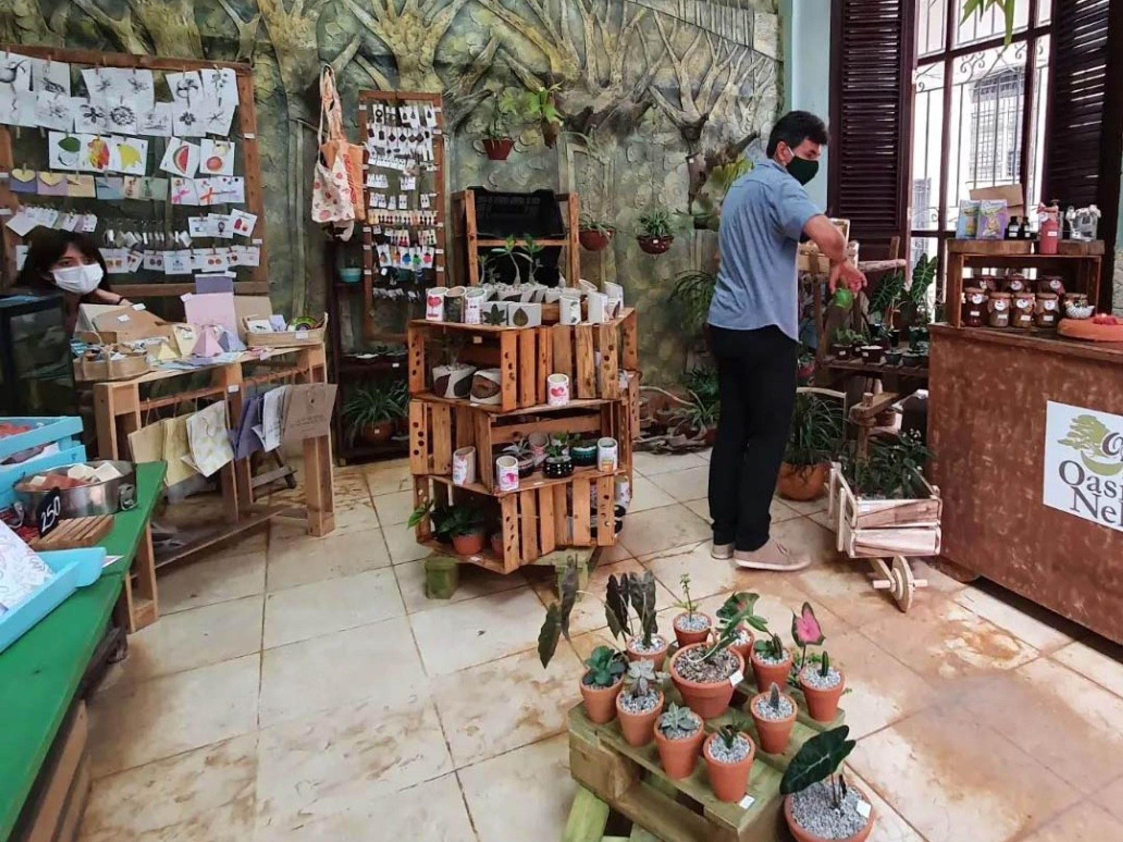 Tour "INCONTRO CON LE IMPRENDITRICI CUBANE". Ciclo Ecopapel proyect  “MEET THE CUBAN FEMALE ENTREPRENEURS” Tour