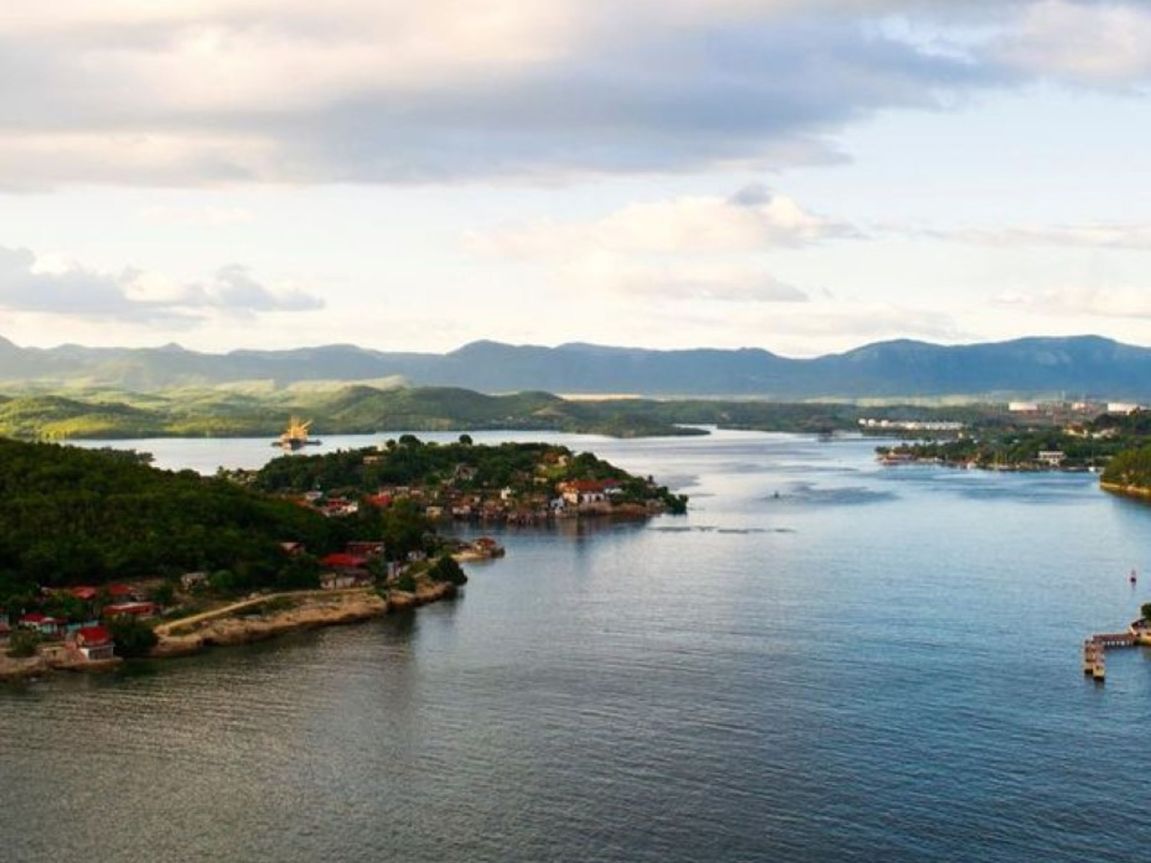 Тур "СЕАФАРИ В САНТИАГО ДЕ КУБА". "SEAFARI IN SANTIAGO DE CUBA" Tour, Santiago de Cuba, Cuba.
