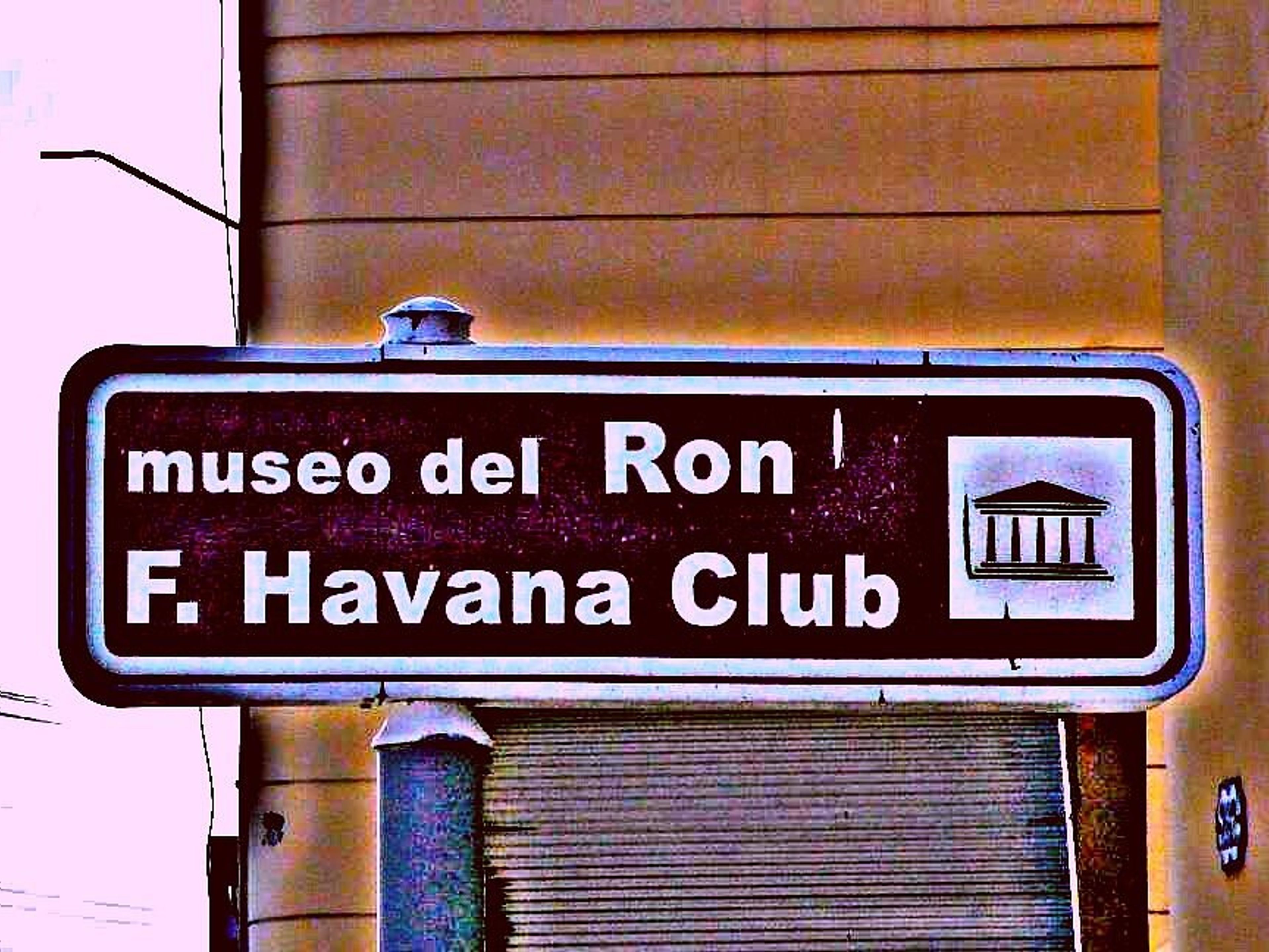Tour "MUSÉE DU RHUM HAVANA CLUB". null