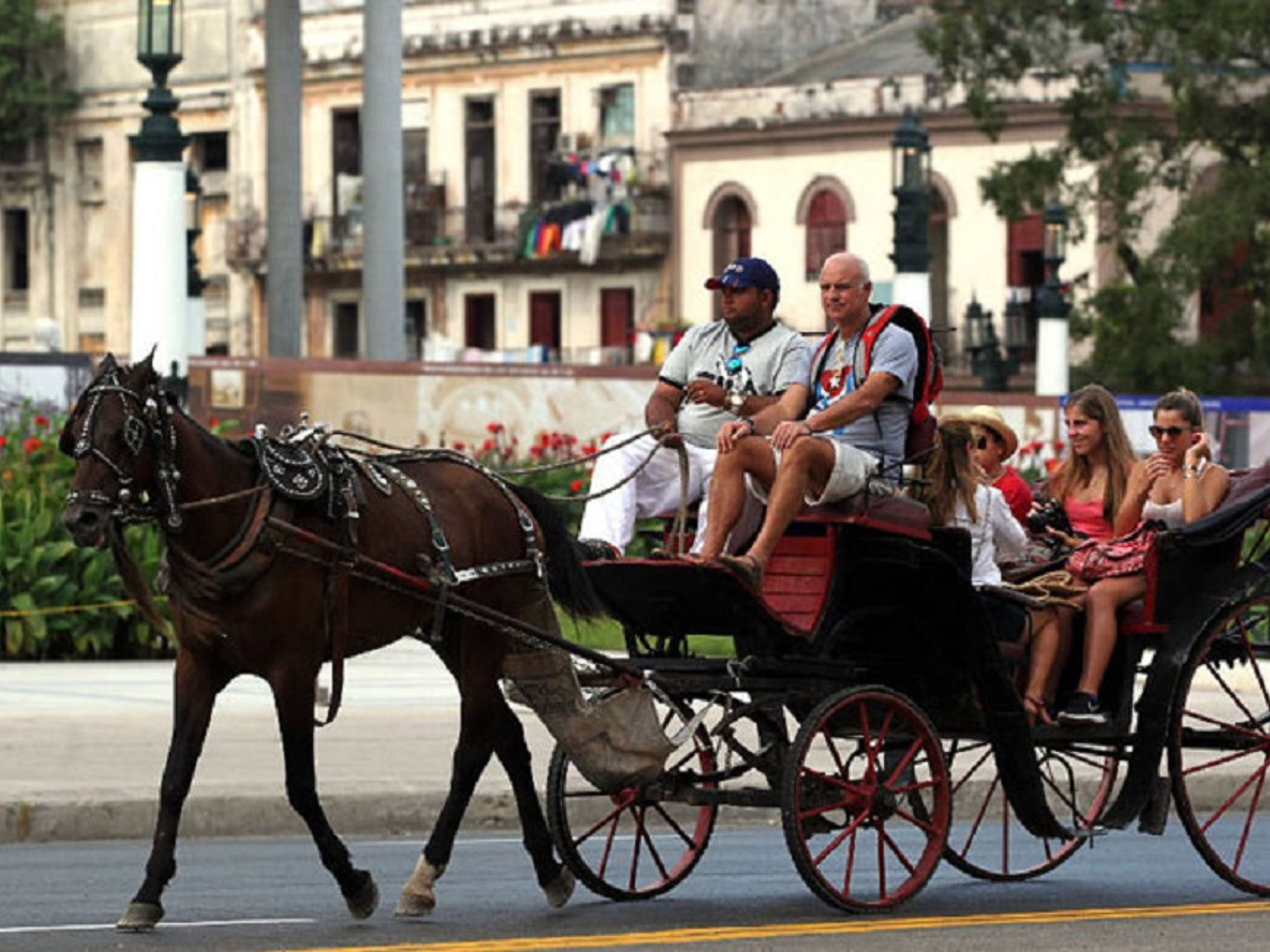 Excursión "RUTAS EN COCHES DE CABALLO POR LA HABANA"