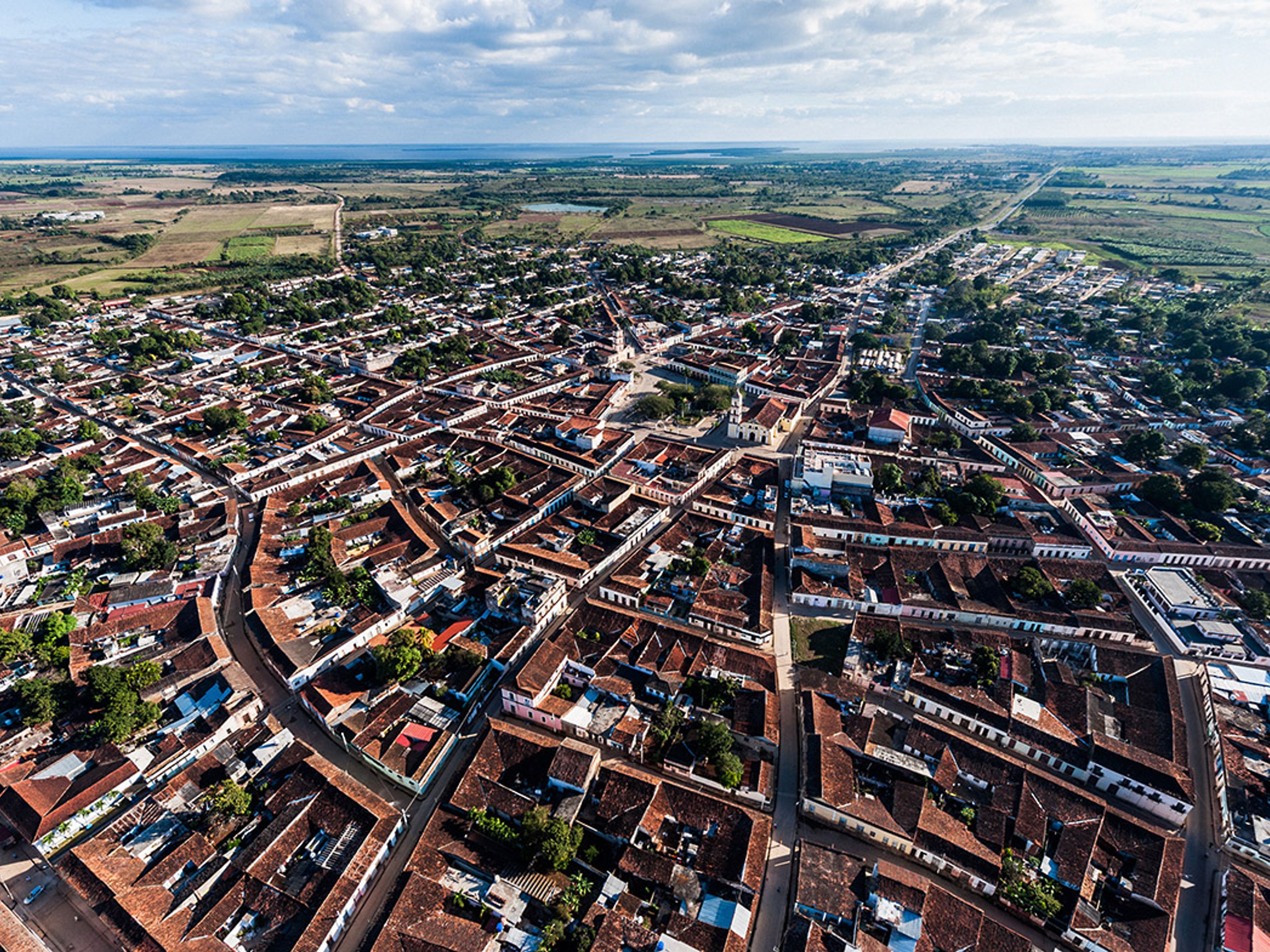 Tур "НОЧНОЕ ПРАЗДНОВАНИЕ ДНЯ СВЯТОГО ХУАНА РЕМЕДИАНО (23 и 24 июня)". "OVERNIGHT SAN JUAN REMEDIANO (June 23 and 24)" Tour, Remedios, Villa Clara, Cuba.