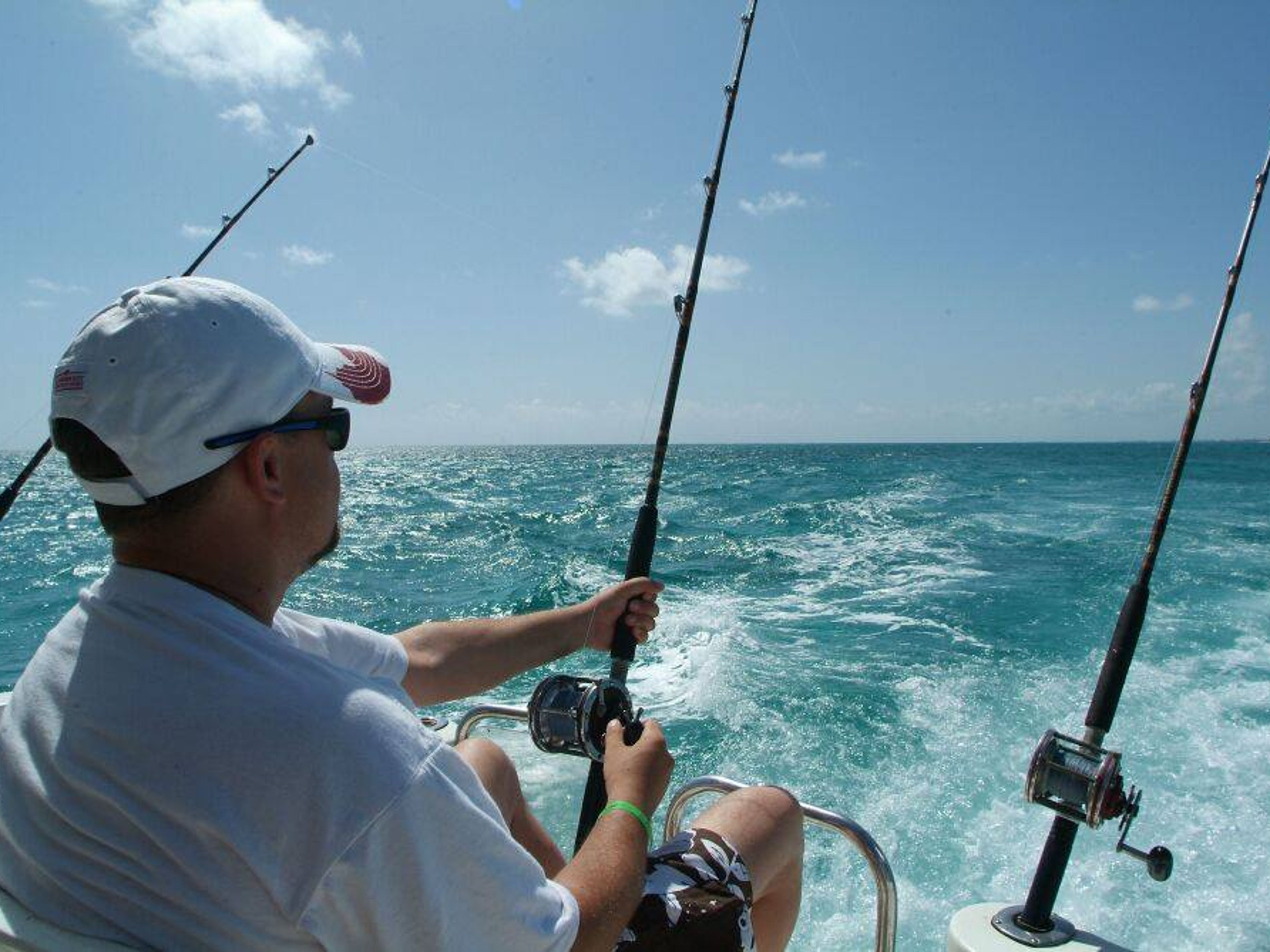 Тур "ДОННАЯ РЫБАЛКА В ПЛАЙЯ САНТА-ЛЮСИЯ". “BOTTOM FISHING IN PLAYA SANTA LUCIA” Tour, Camagüey, Cuba.