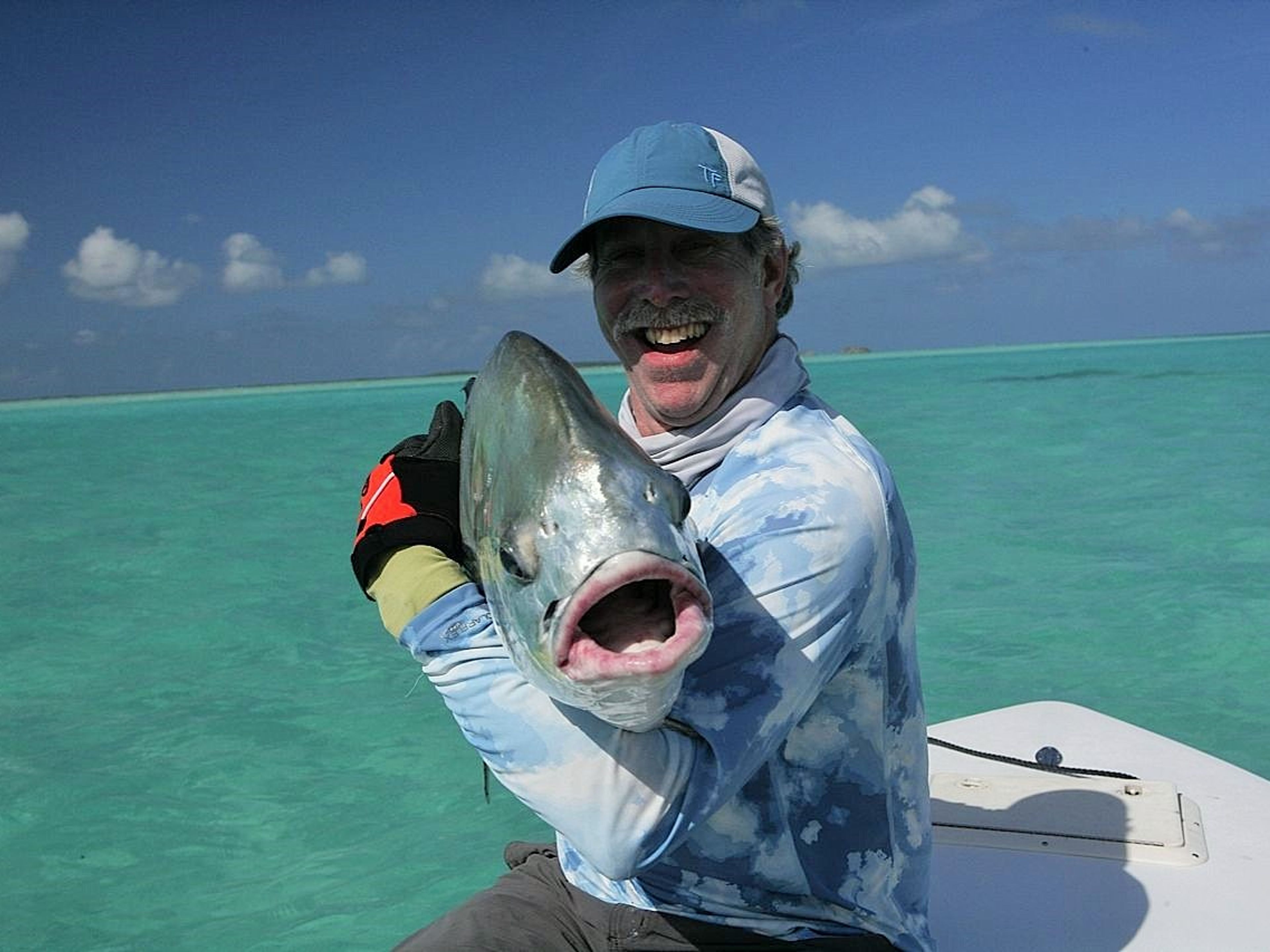 Тур "ДОННАЯ РЫБАЛКА В ПЛАЙЯ САНТА-ЛЮСИЯ". “BOTTOM FISHING IN PLAYA SANTA LUCIA” Tour, Camagüey, Cuba.