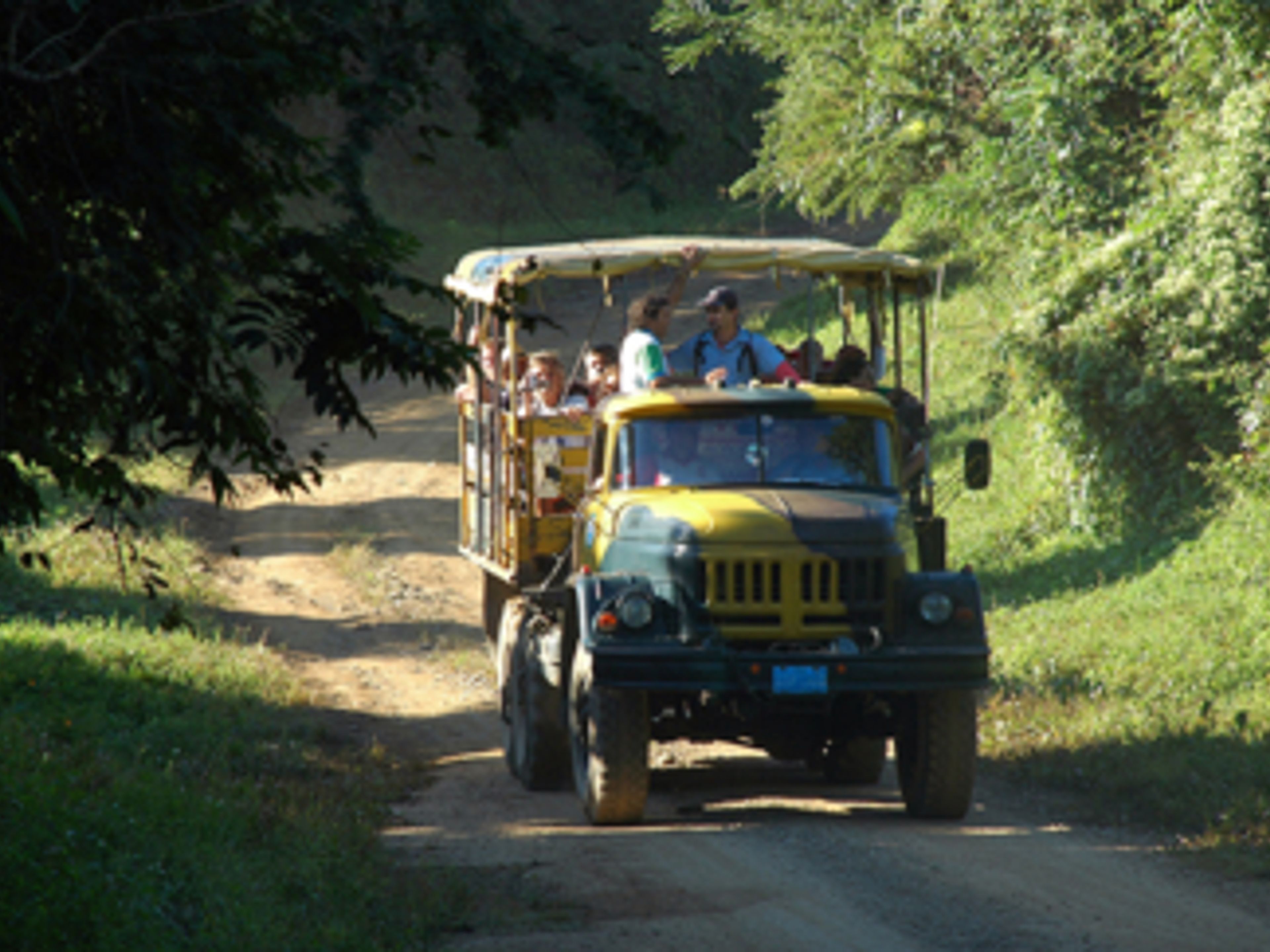 Excursión "PARQUE NATURAL GUANAYARA, TOPES DE COLLANTES"
