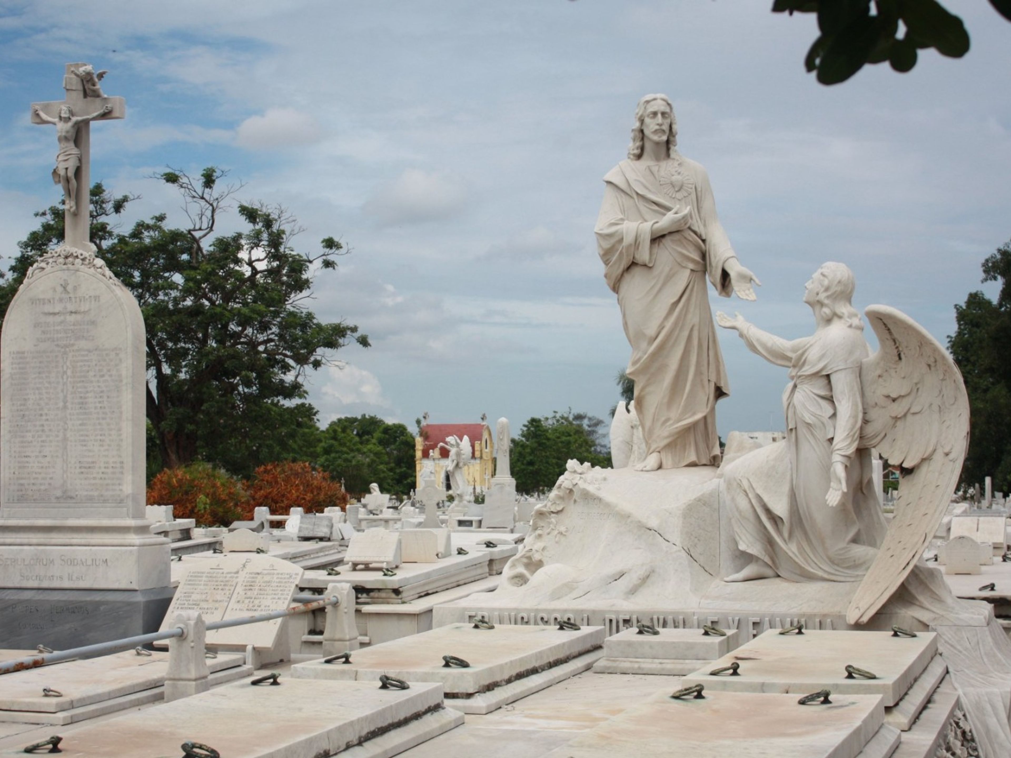 Radtour "HAVANNA IN ZWEI ETAPPEN". The Colon Cemetery, National Monument, Havana, Cuba.