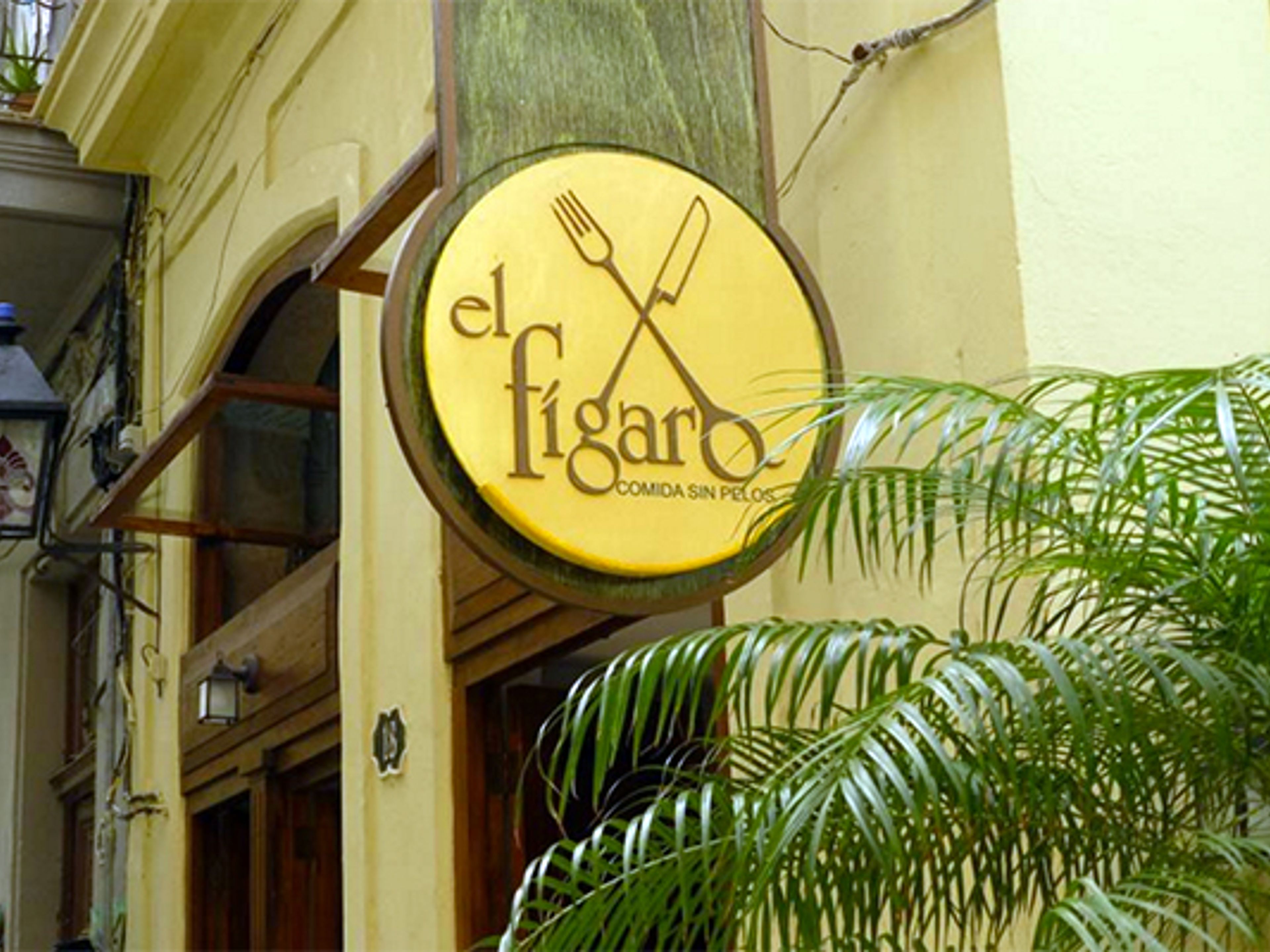 Tour “Il quartiere di Santo Ángel dentro”. El Figaro restaurant, Tour "The Santo Angel, neighborhood Inside"