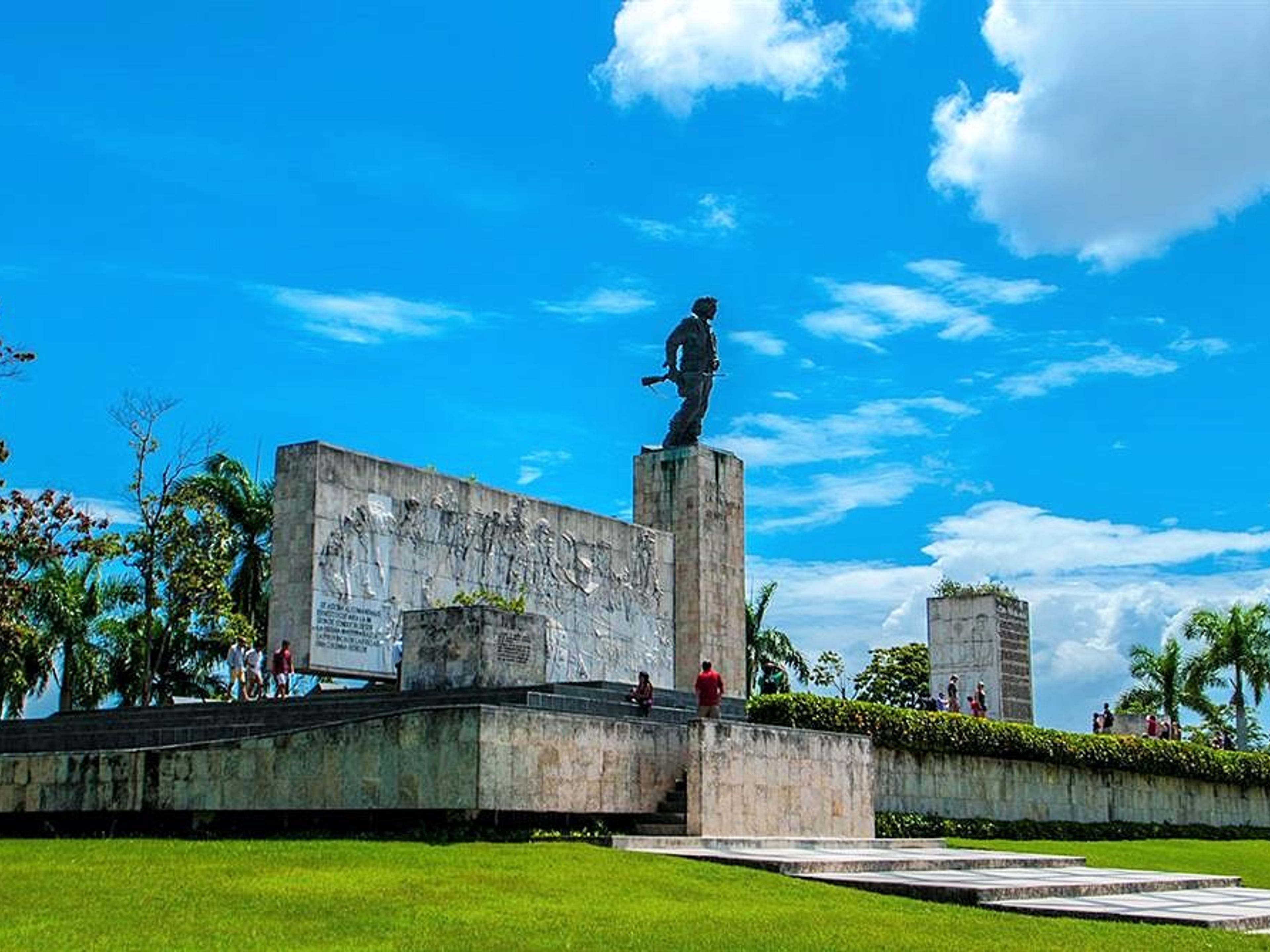 Excursión “Descubriendo la zona central de Cuba”. Revolution Square "Ernesto Che Guevara" Santa Clara City