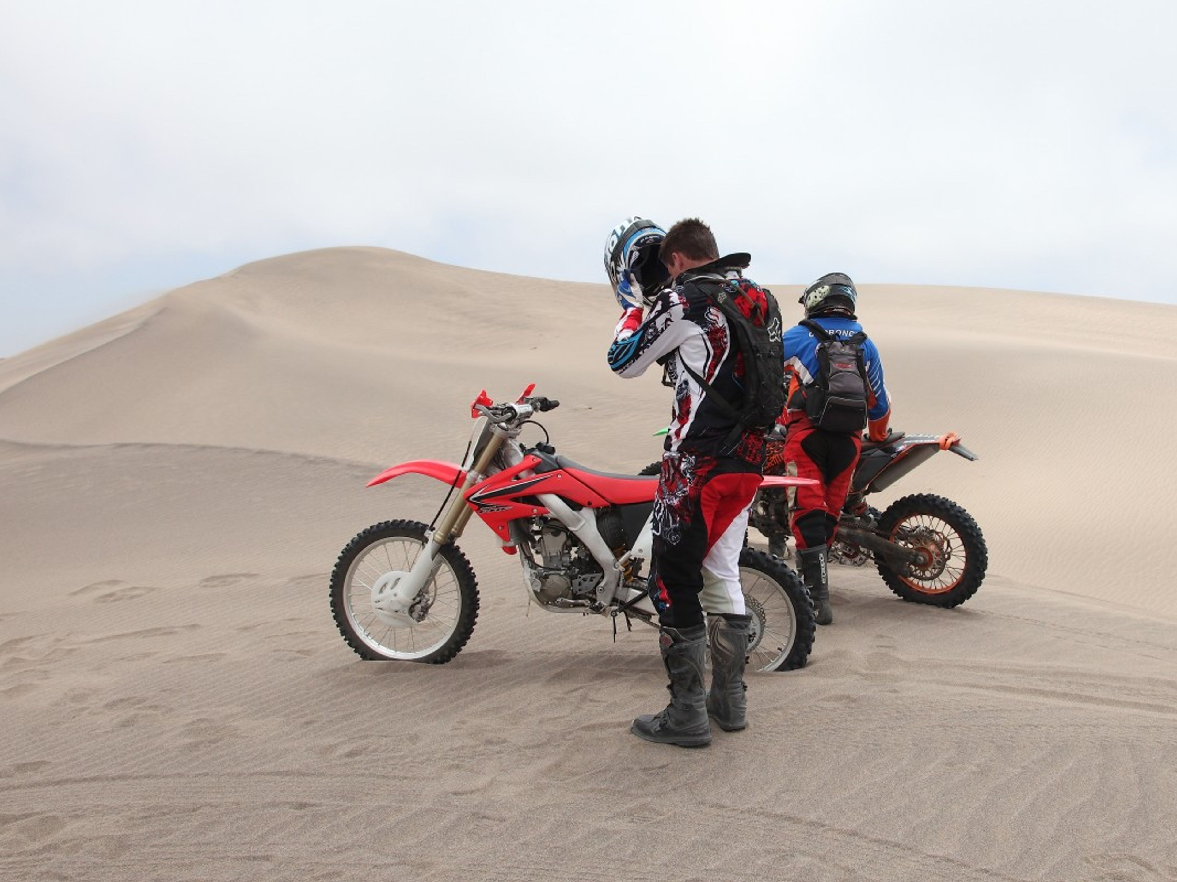 ESCURSIONE "CACTUS VALLEY & MACHUCA IN MOTO". Motorcycle tour through the Valley of the Cactus, Antofagasta region, Chile.
