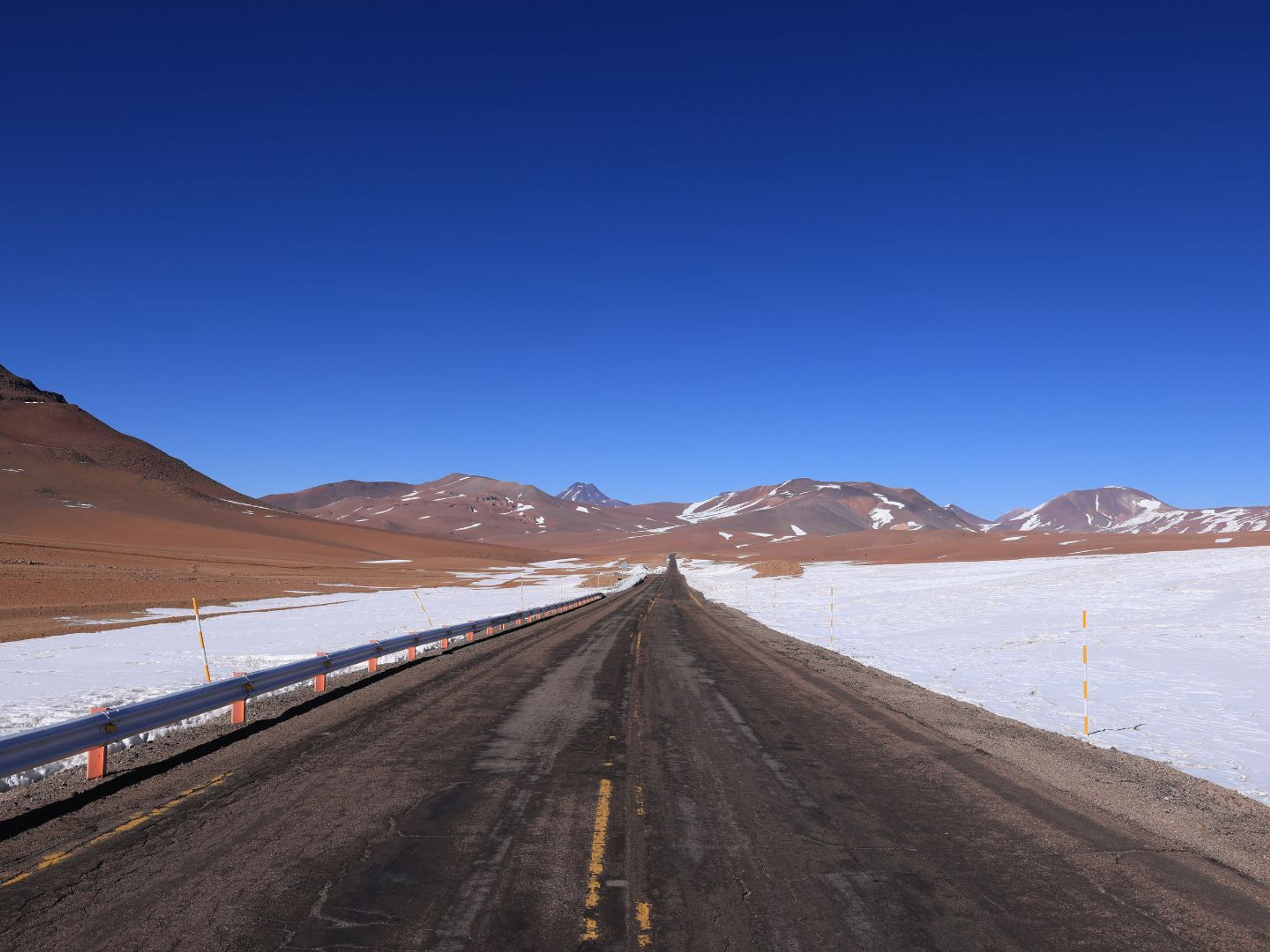 “SALT FLATS ROUTE" Tour. null