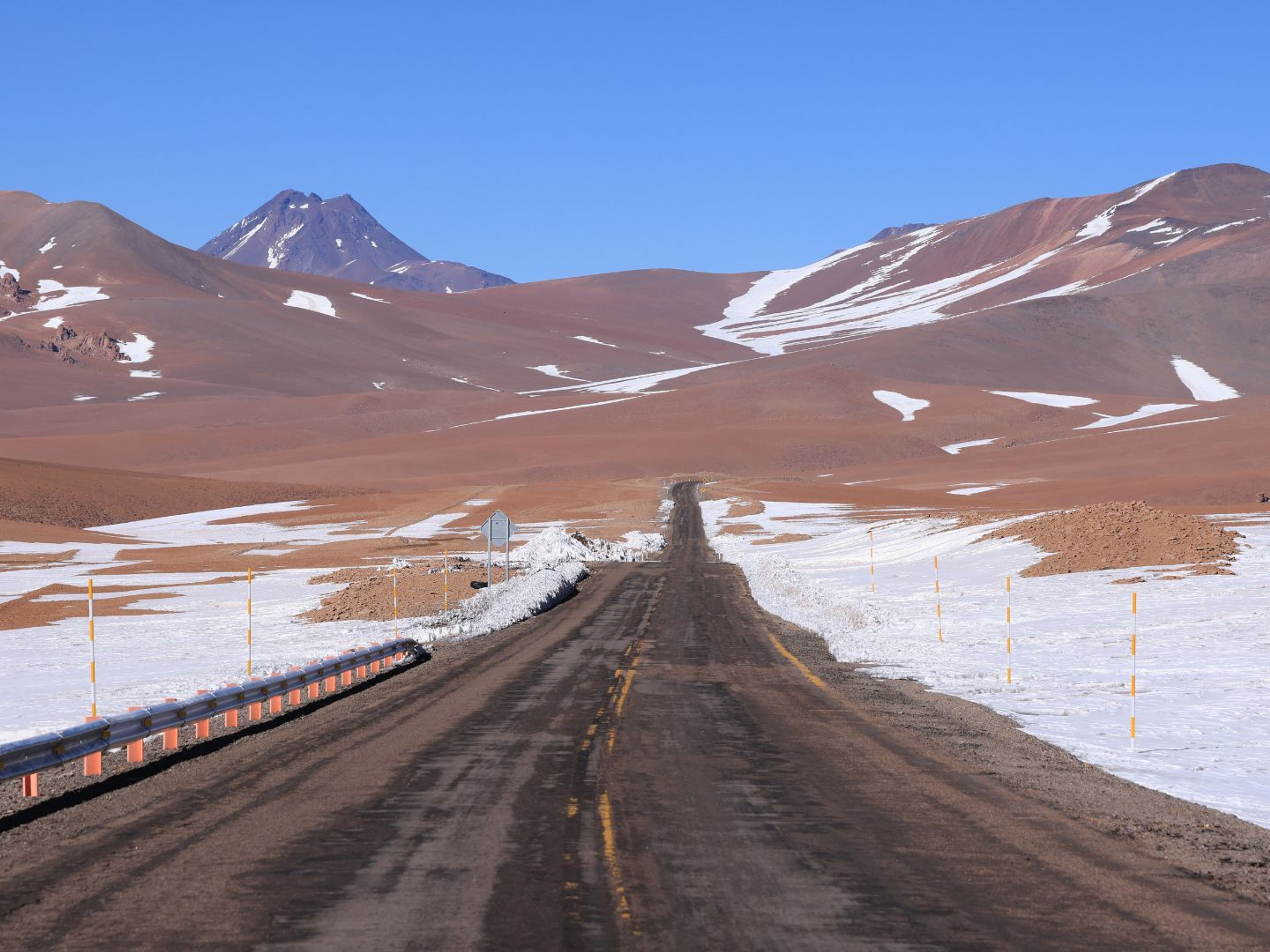 “SALT FLATS ROUTE" Tour. null